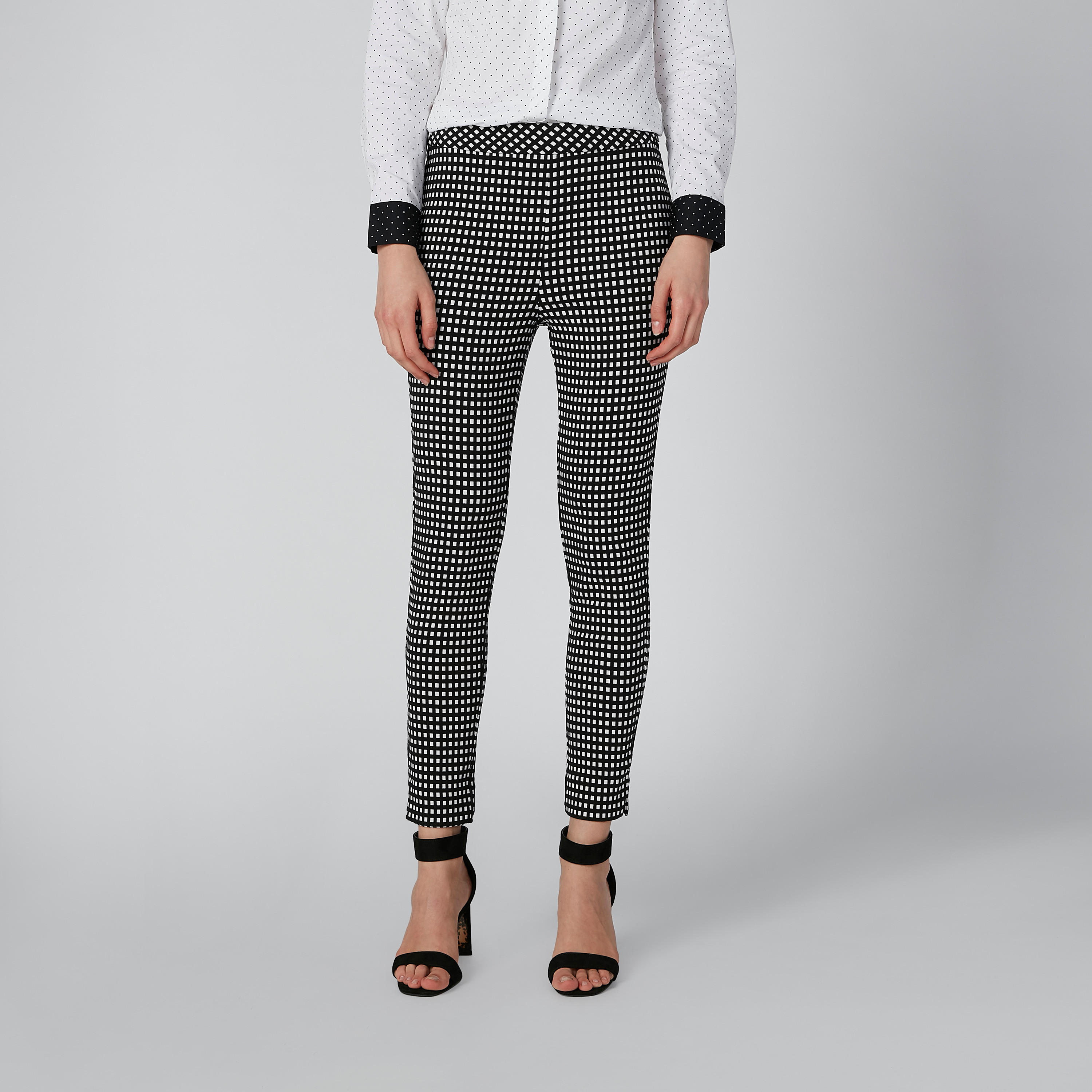 بنطال كاروهات بخصر مطاطي وفتحة-women-clothing-bottoms-leggings-image-1