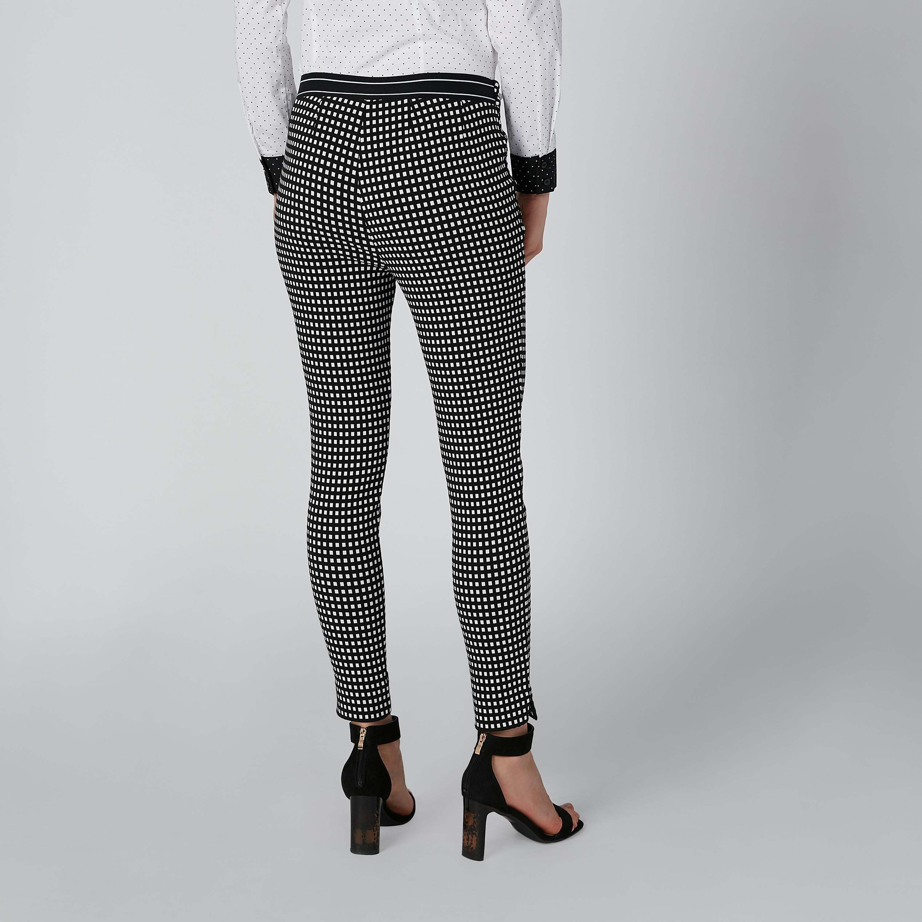 بنطال كاروهات بخصر مطاطي وفتحة-women-clothing-bottoms-leggings-image-5