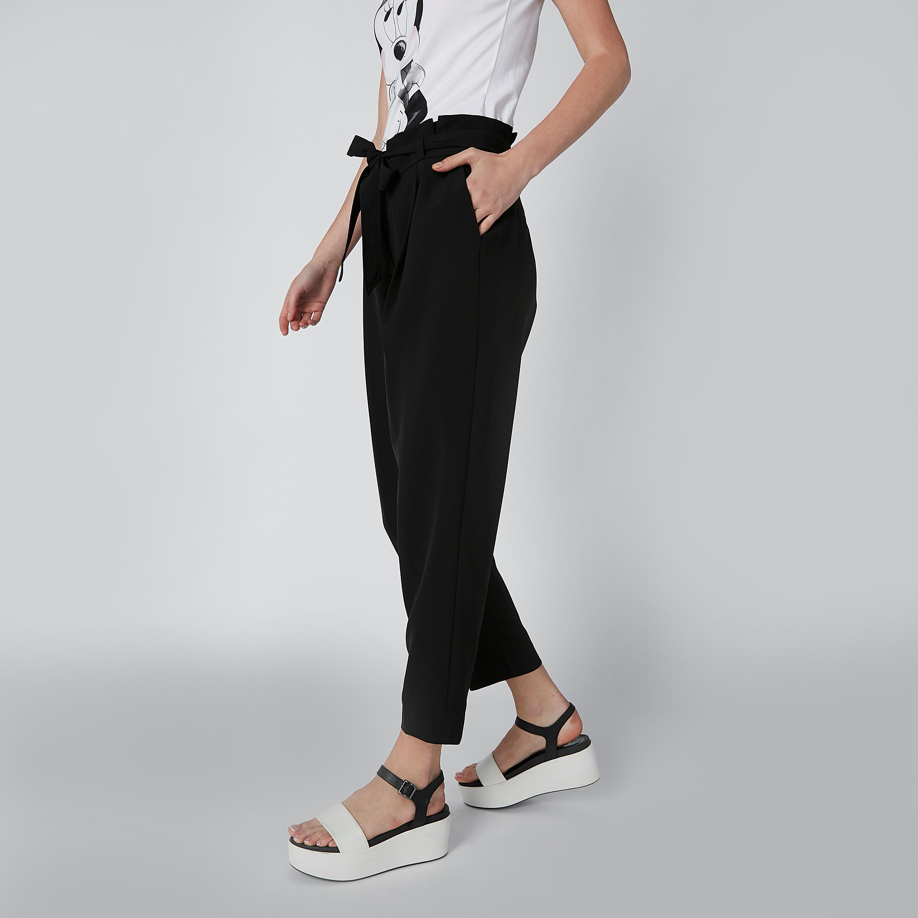 بنطال بخصر بيبر باج وحزام رباط وجيوب-women-clothing-bottoms-trousers-image-4