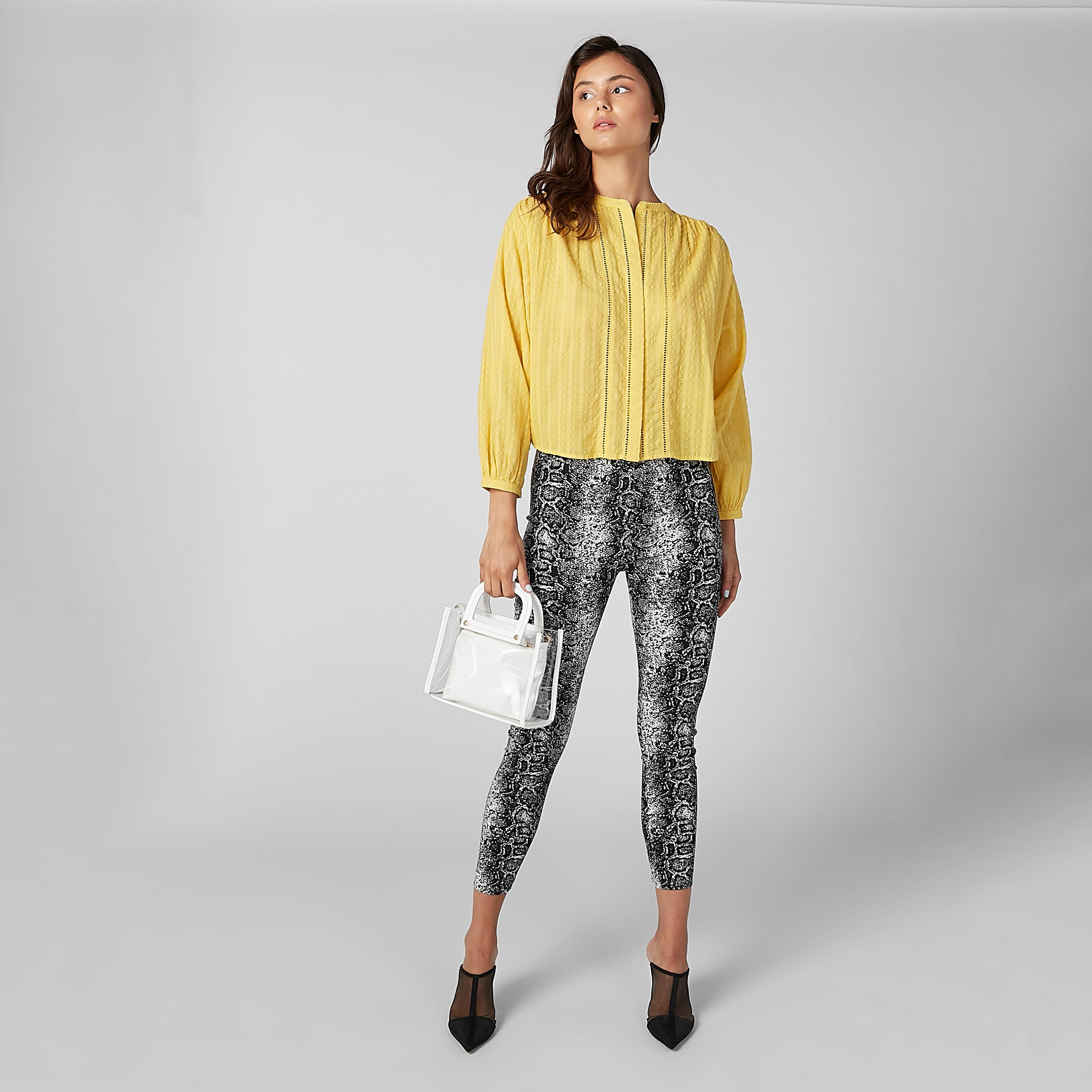 بنطال طويل بفتحة وطبعات حيوانات-women-clothing-bottoms-leggings-image-2