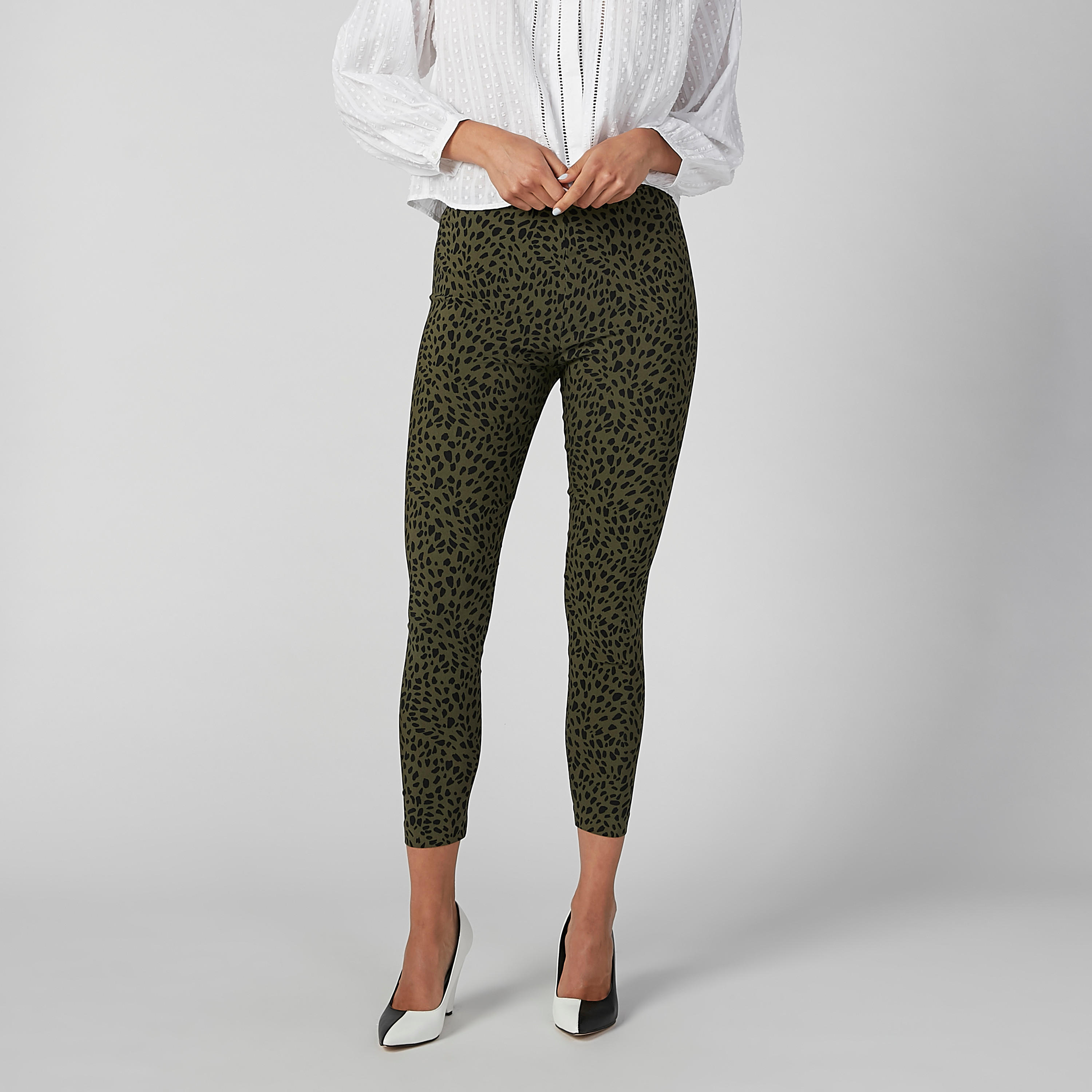 بنطال جينز ضيّق بفتحة وطبعات حيوانات-women-clothing-bottoms-trousers-image-2