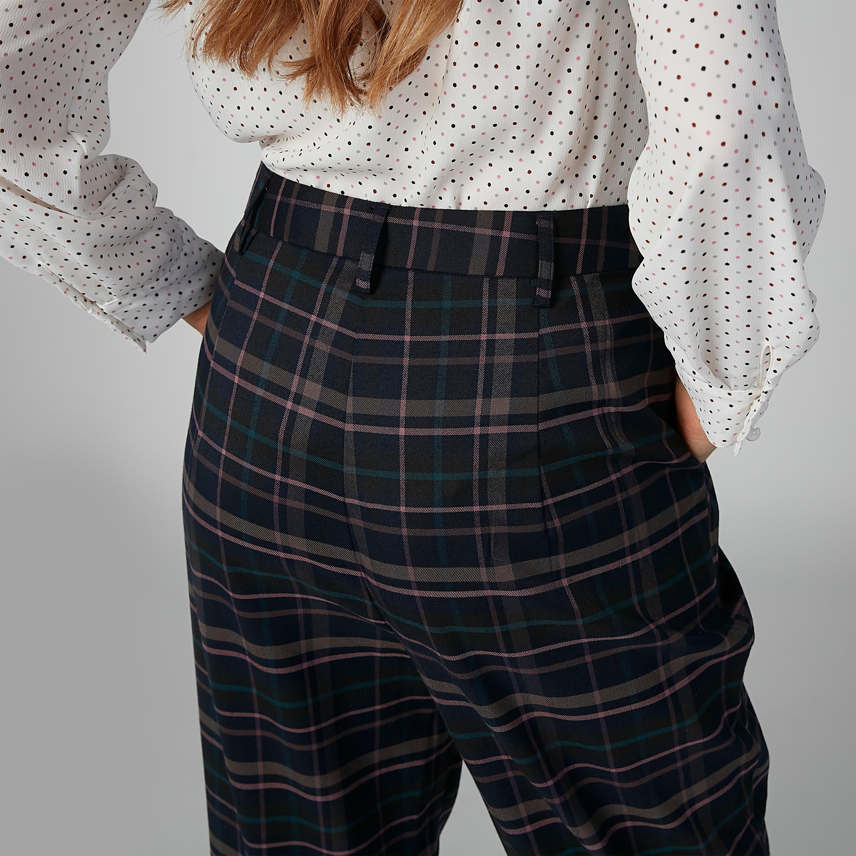 بنطال كاروهات قصير بجيوب-women-clothing-bottoms-trousers-image-5