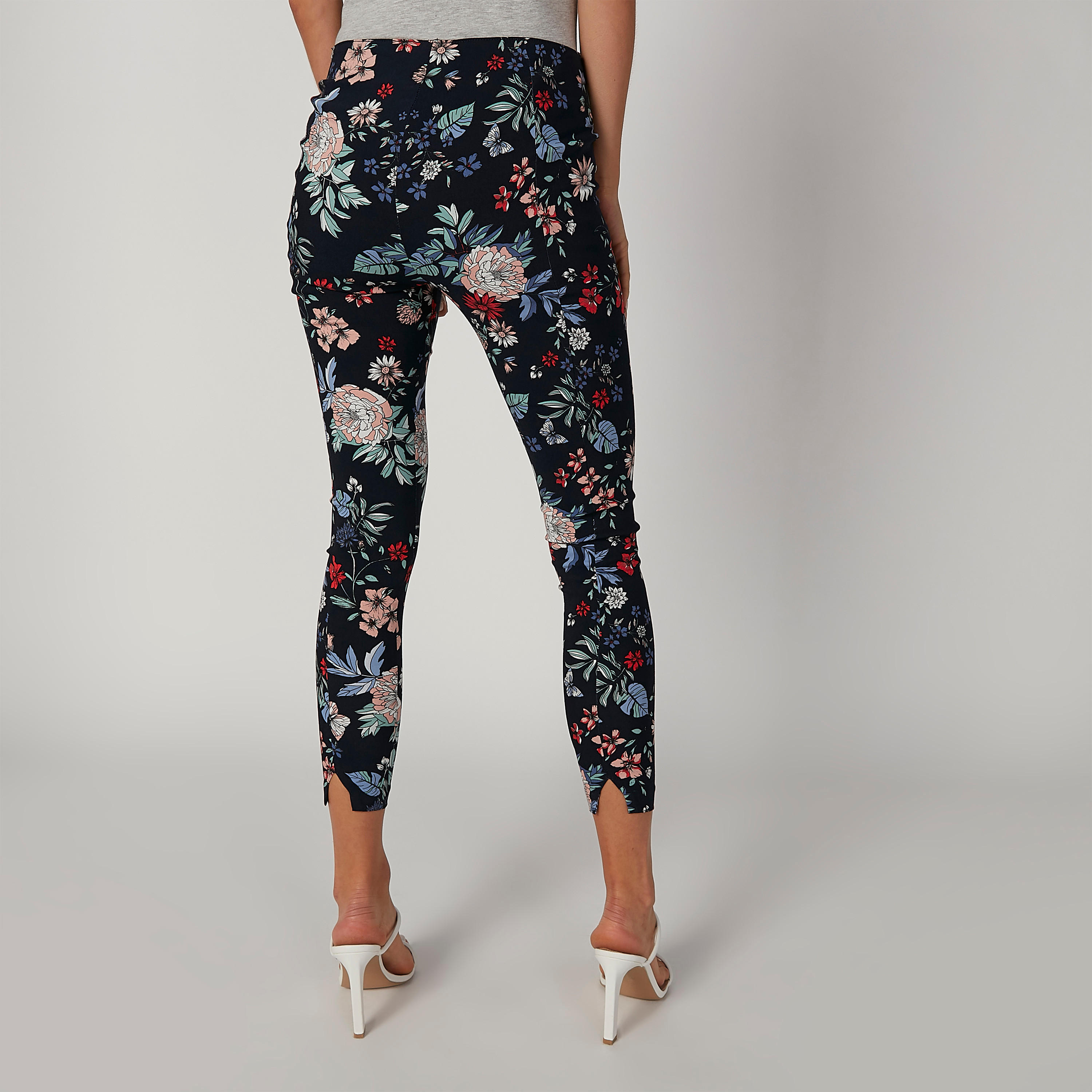 بنطلون ضيّق بخصر مطّاطي وفتحة وطبعات-women-clothing-bottoms-leggings-image-3