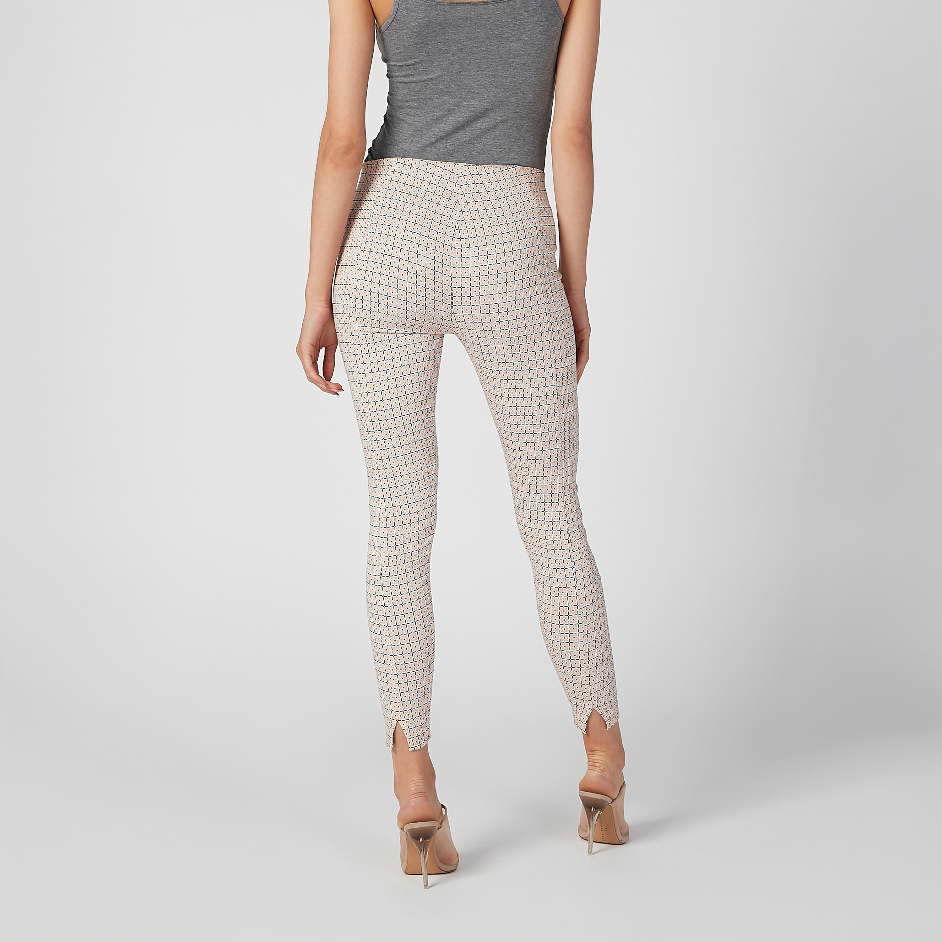 بنطلون بخصر مطّاطي وطبعات-women-clothing-bottoms-trousers-image-3