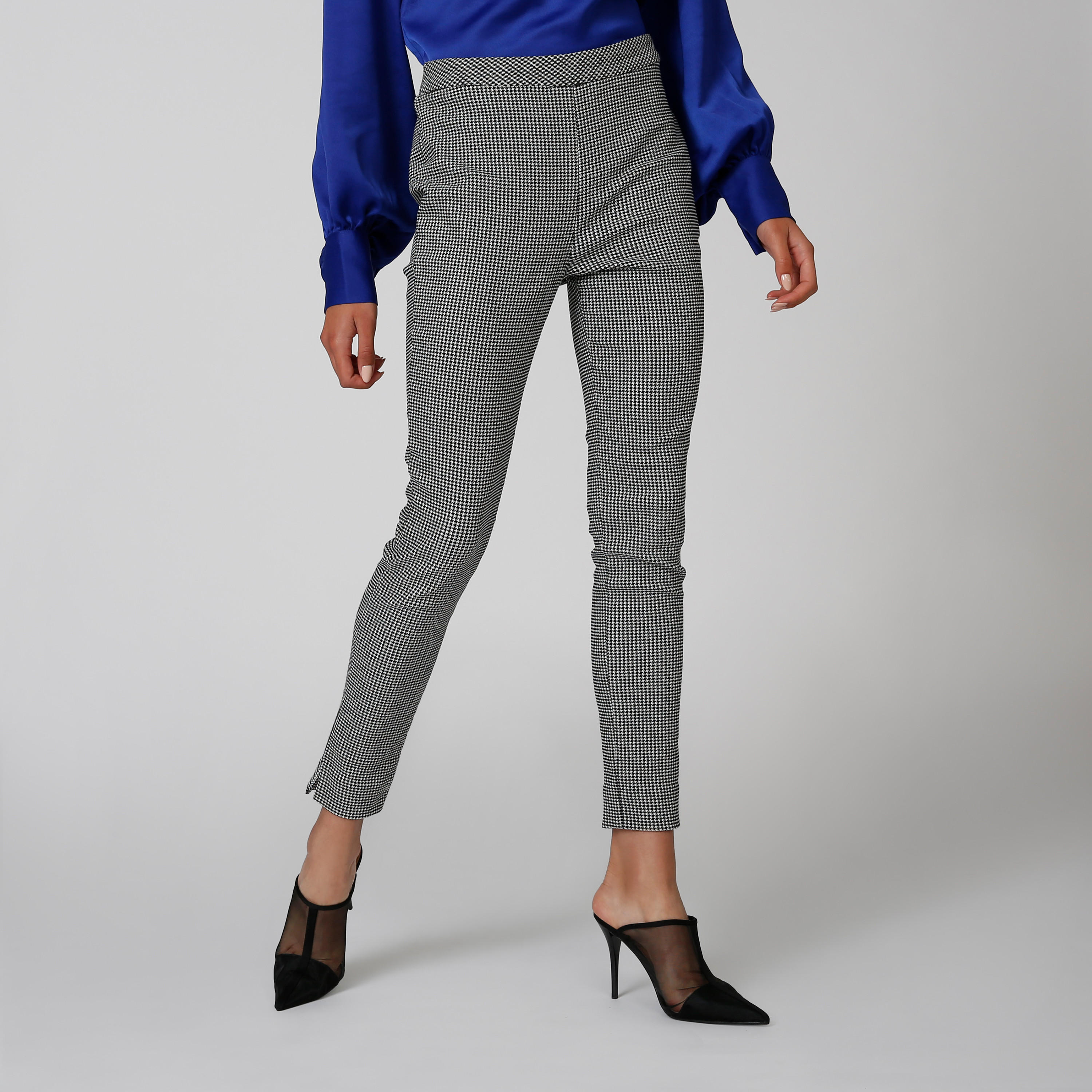بنطلون كاروهات سكيني بخصر متوسط الارتفاع-women-clothing-bottoms-trousers-image-1