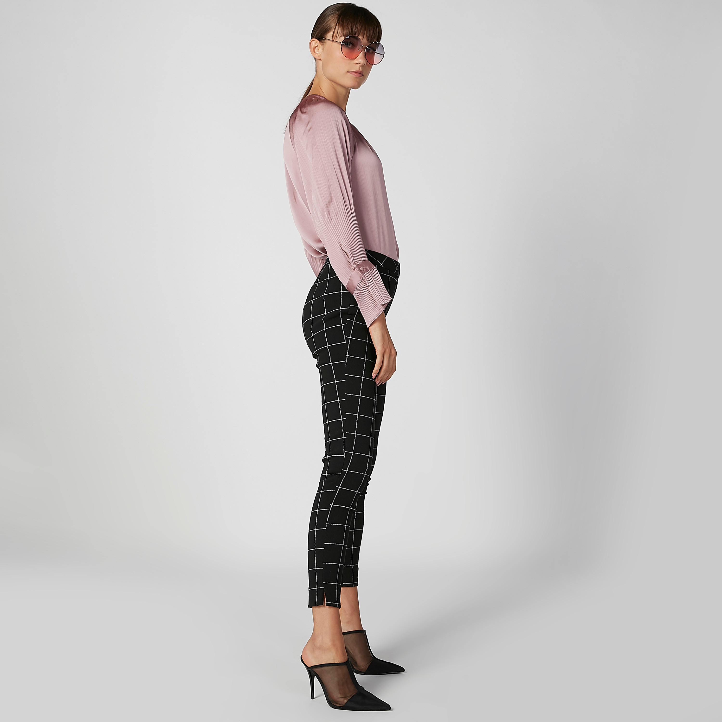 بنطلون رسمي سكيني كاروهات بخصر مطّاطي متوسط الارتفاع-women-clothing-bottoms-trousers-image-5