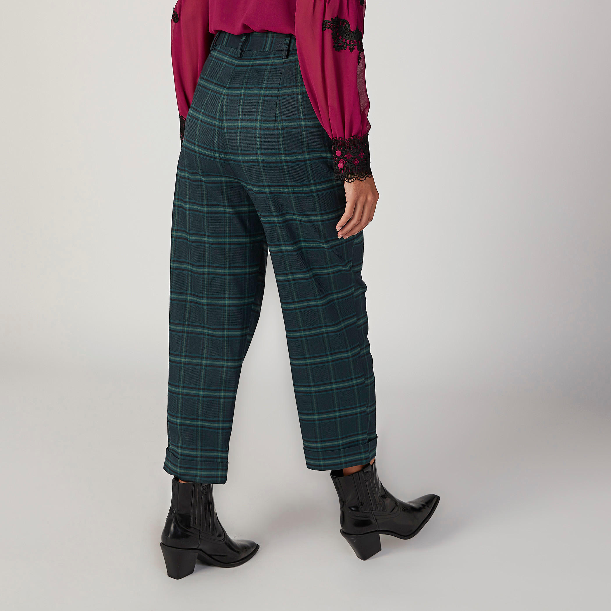 بنطلون كاروهات بخصر مطّاطي متوسّط الارتفاع وتفاصيل جيوب-women-clothing-bottoms-trousers-image-4