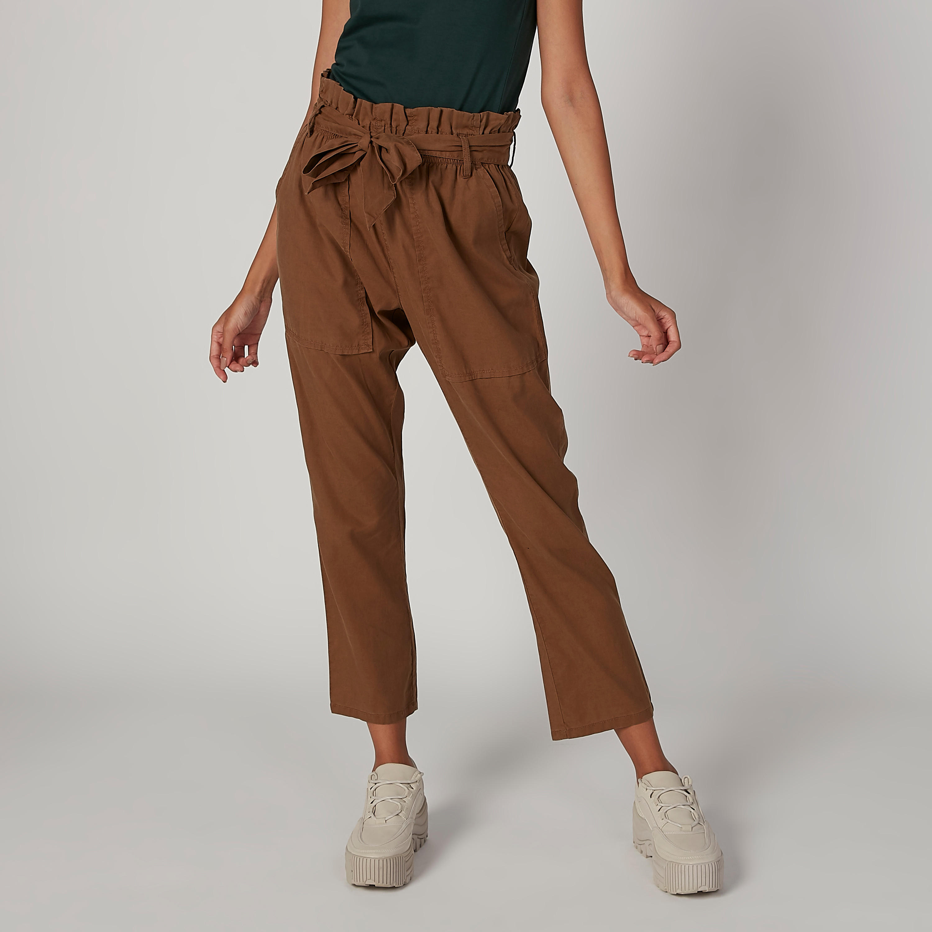 بنطلون سادة بخصر متوسط الارتفاع وجيوب وأربطة-women-clothing-bottoms-trousers-image-1