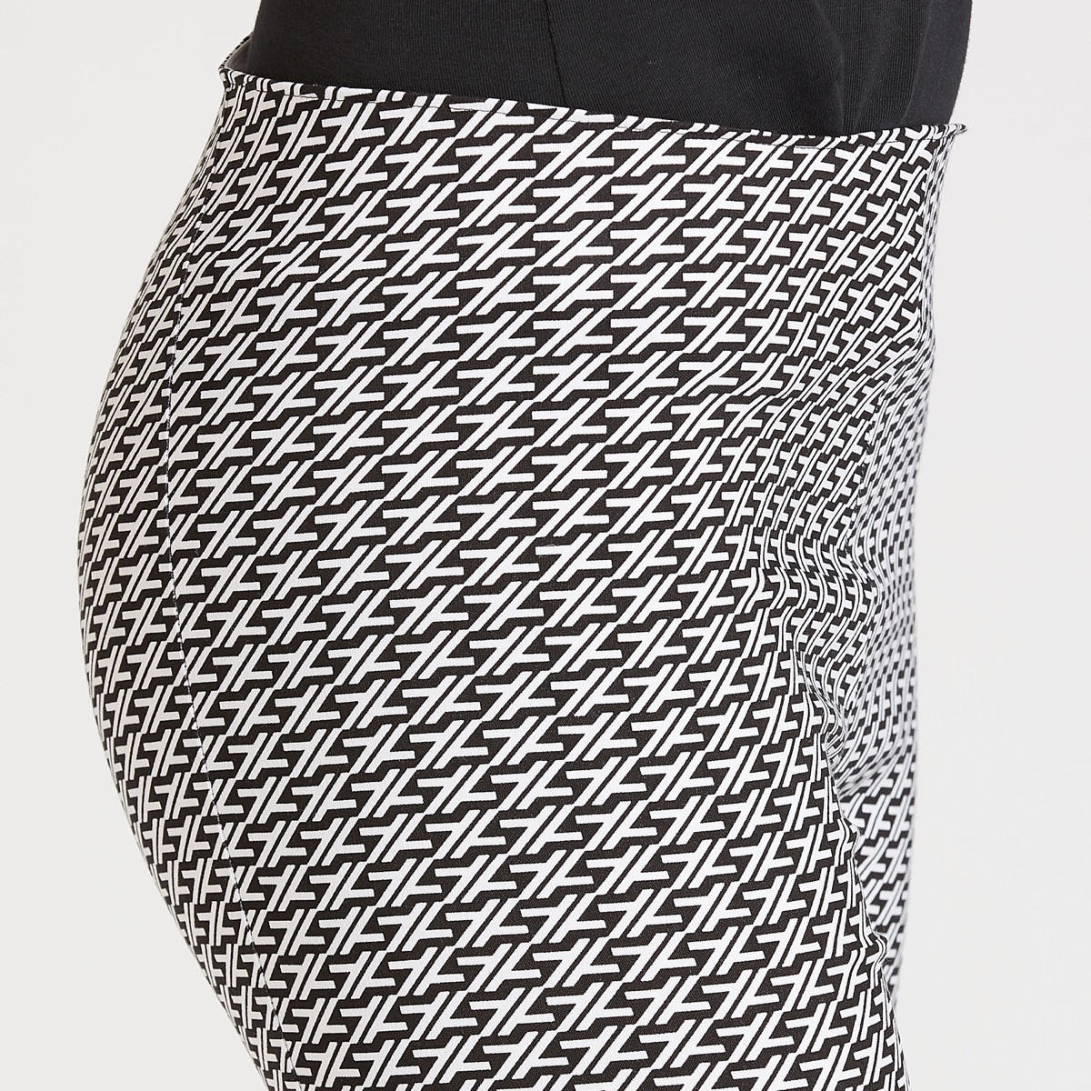 بنطلون تريقنز بخصر مطّاطي وطبعات-women-clothing-bottoms-trousers-image-3