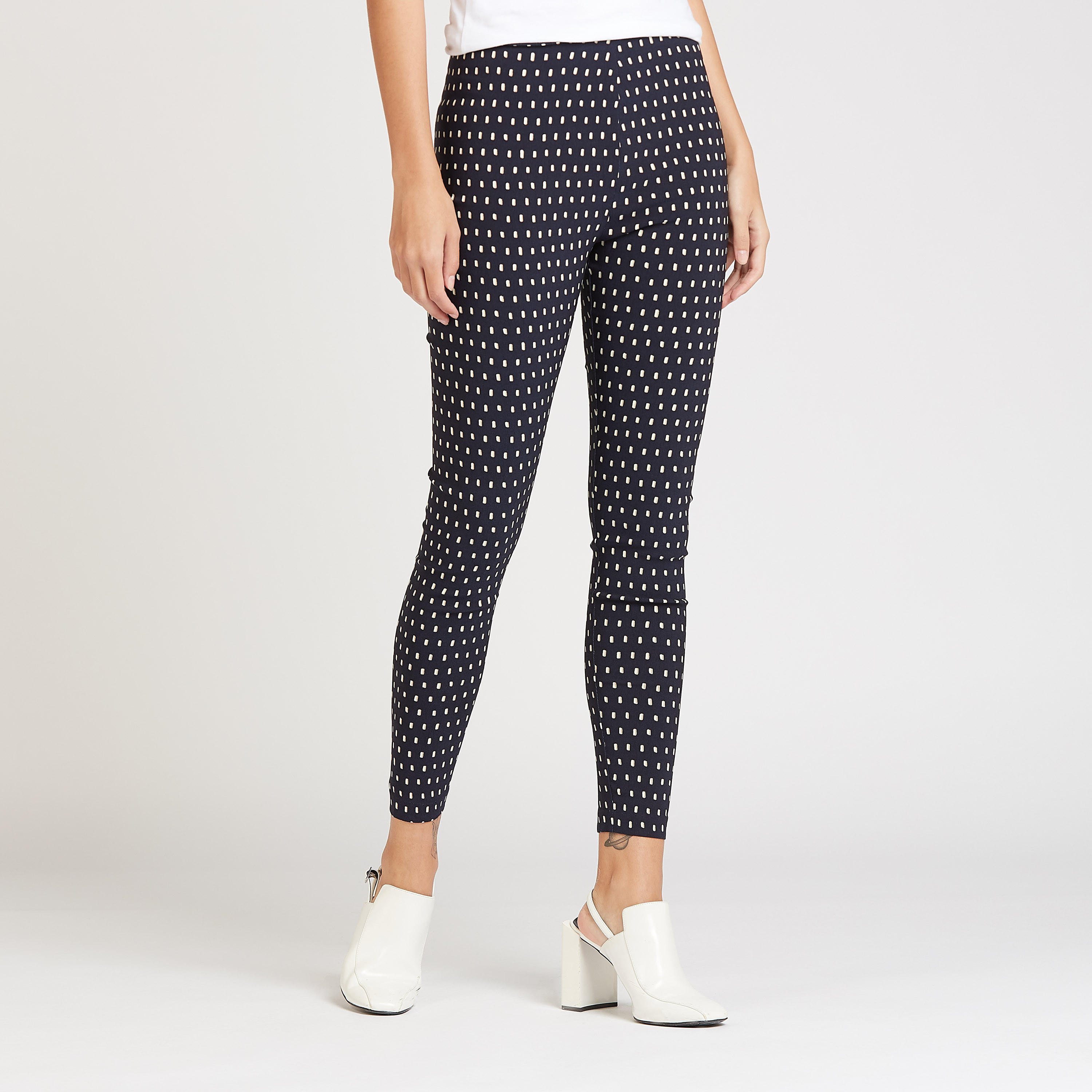 بنطلون بخصر مطّاطي وطبعات-women-clothing-bottoms-trousers-image-4