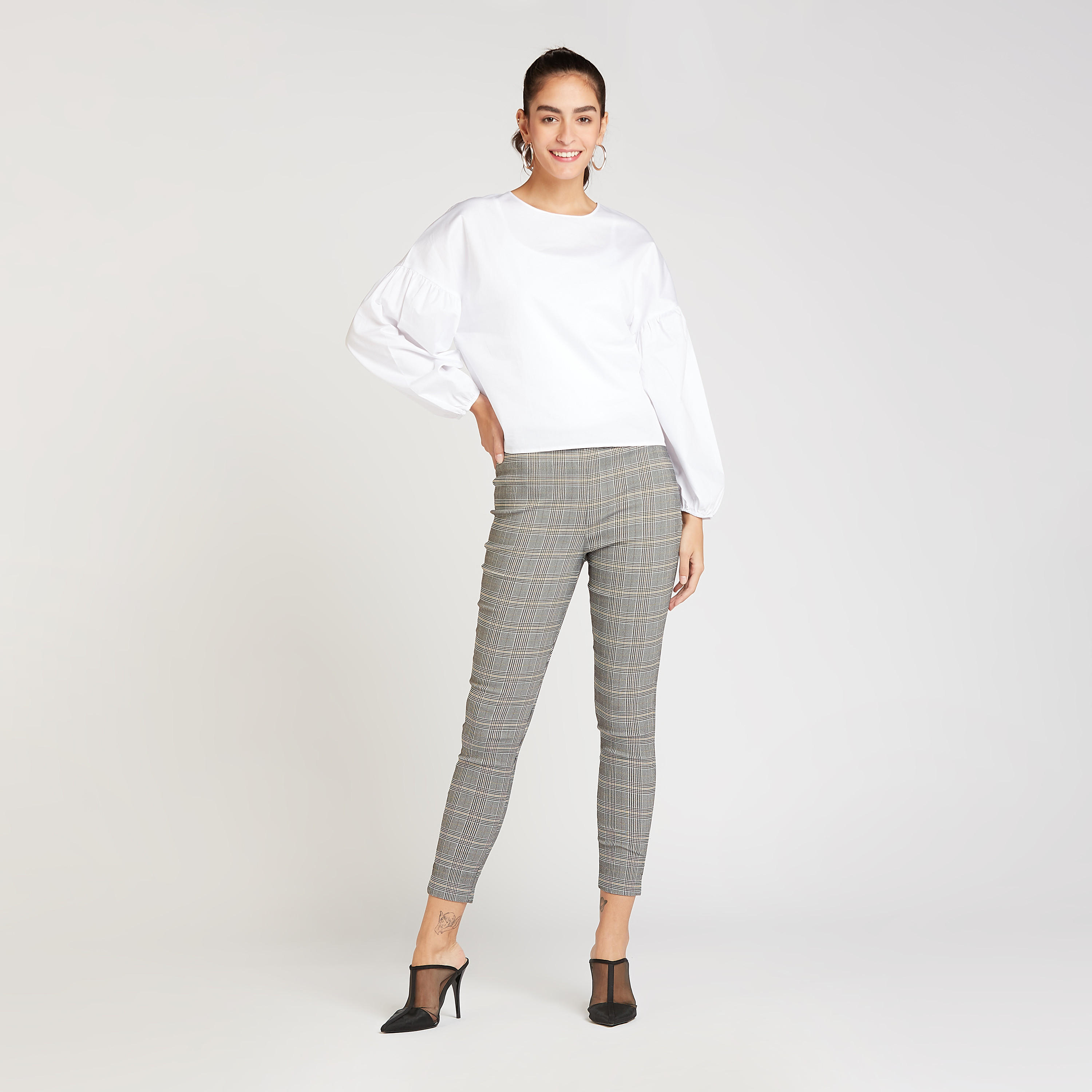 بنطلون قصير سليم مربعات بخصر مطاطي متوسط الارتفاع-women-clothing-bottoms-trousers-image-2