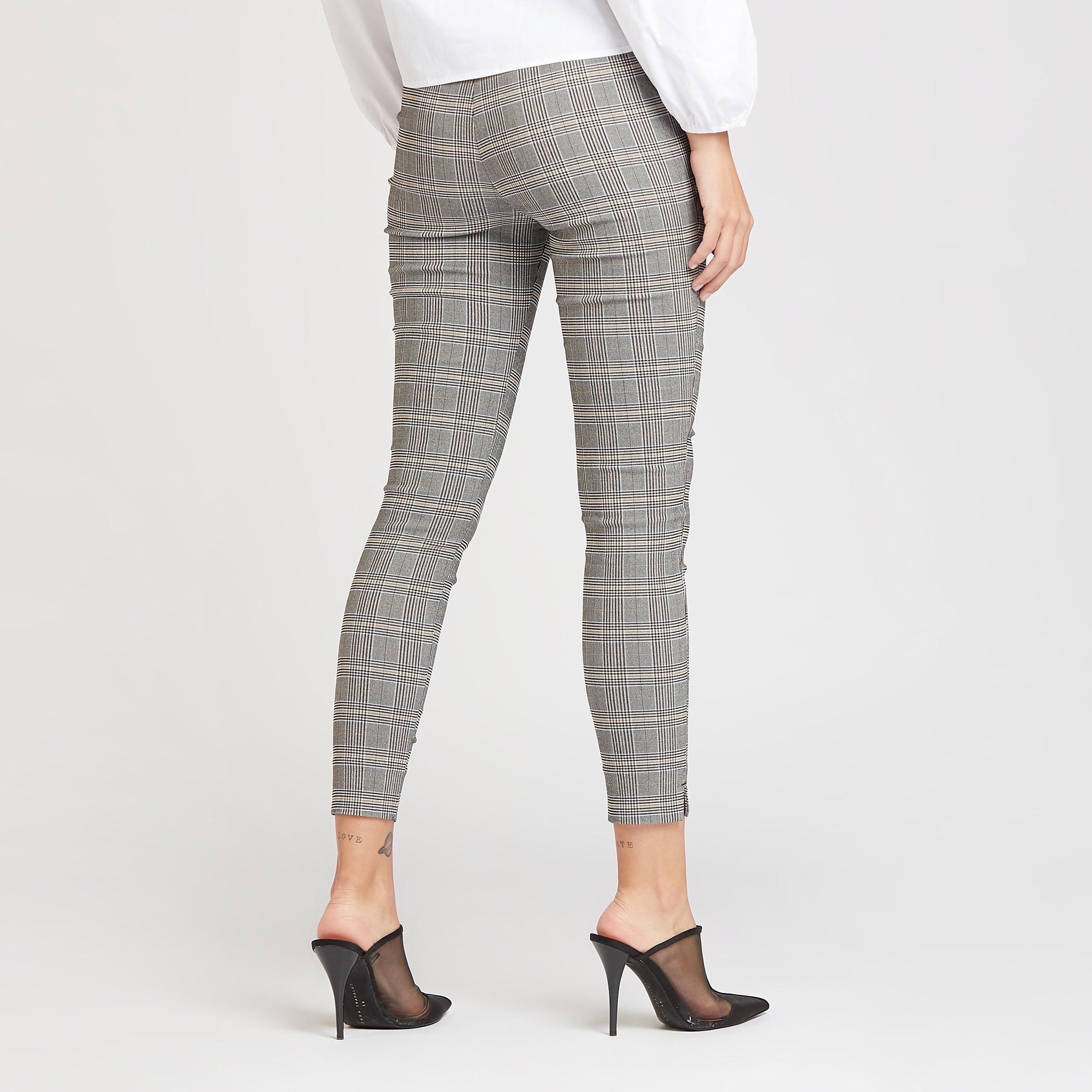 بنطلون قصير سليم مربعات بخصر مطاطي متوسط الارتفاع-women-clothing-bottoms-trousers-image-4