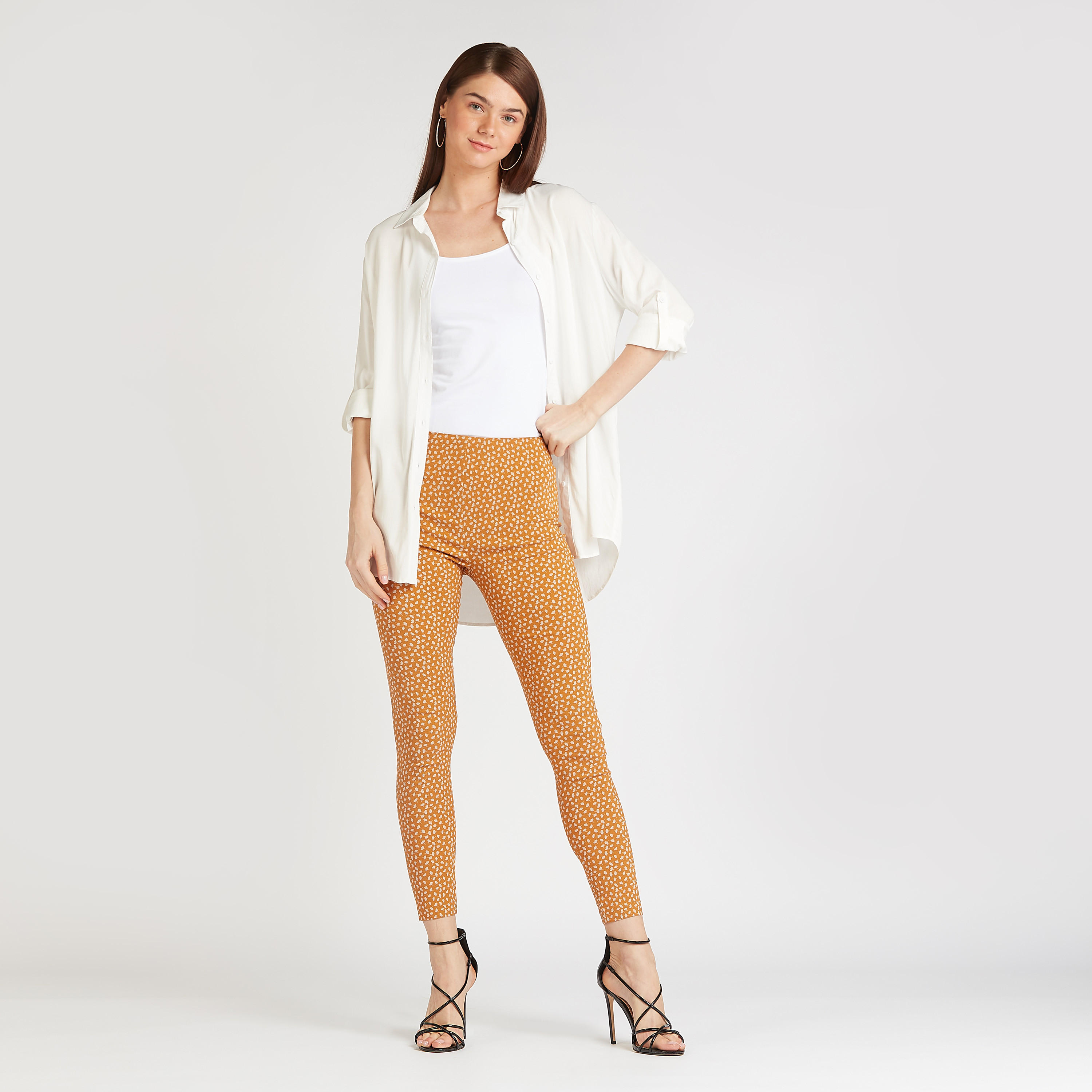 بنطلون تريقنز بخصر مطّاطي وطبعات-women-clothing-bottoms-trousers-image-4