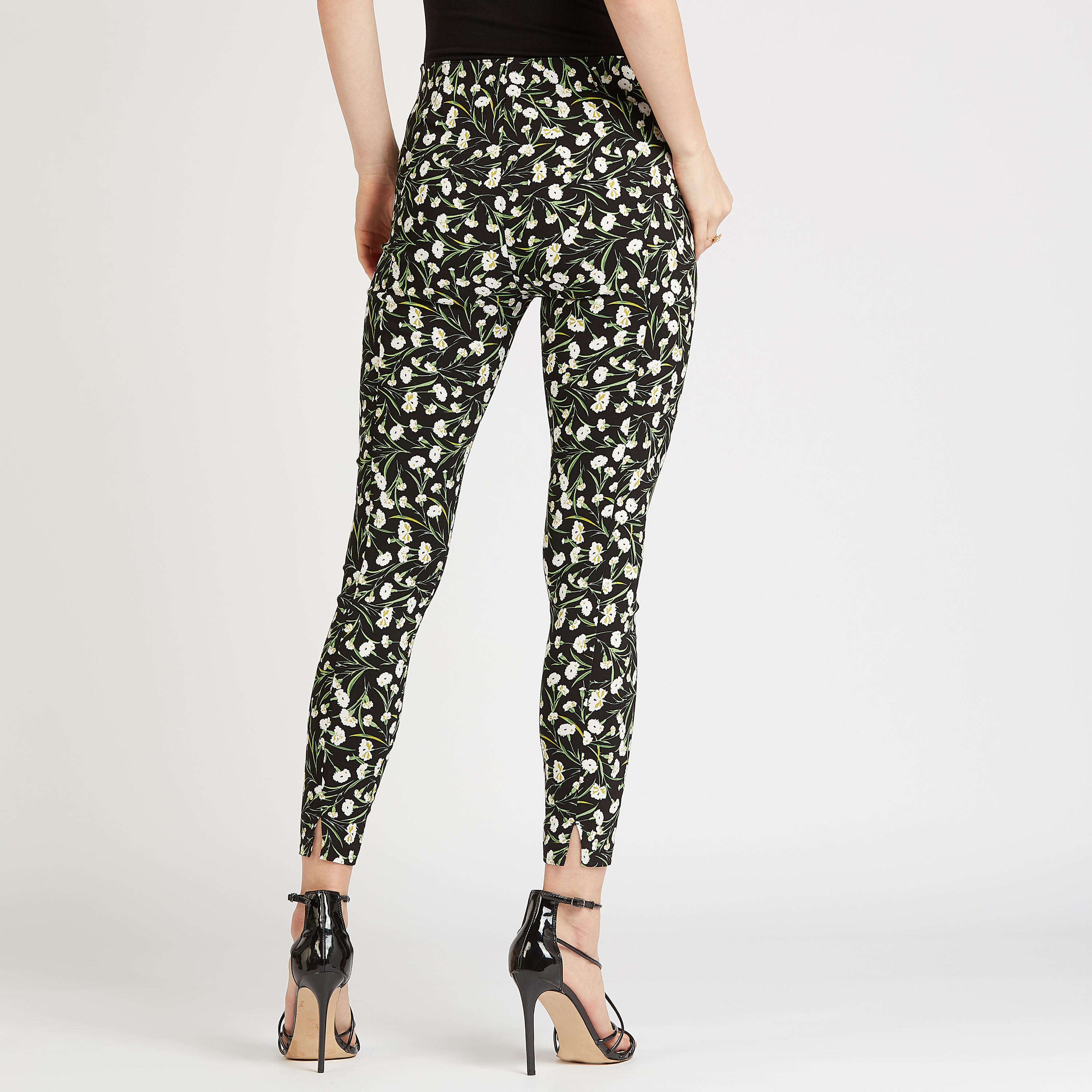 بنطلون تريقنز بخصر مطّاطي وطبعات-women-clothing-bottoms-trousers-image-4