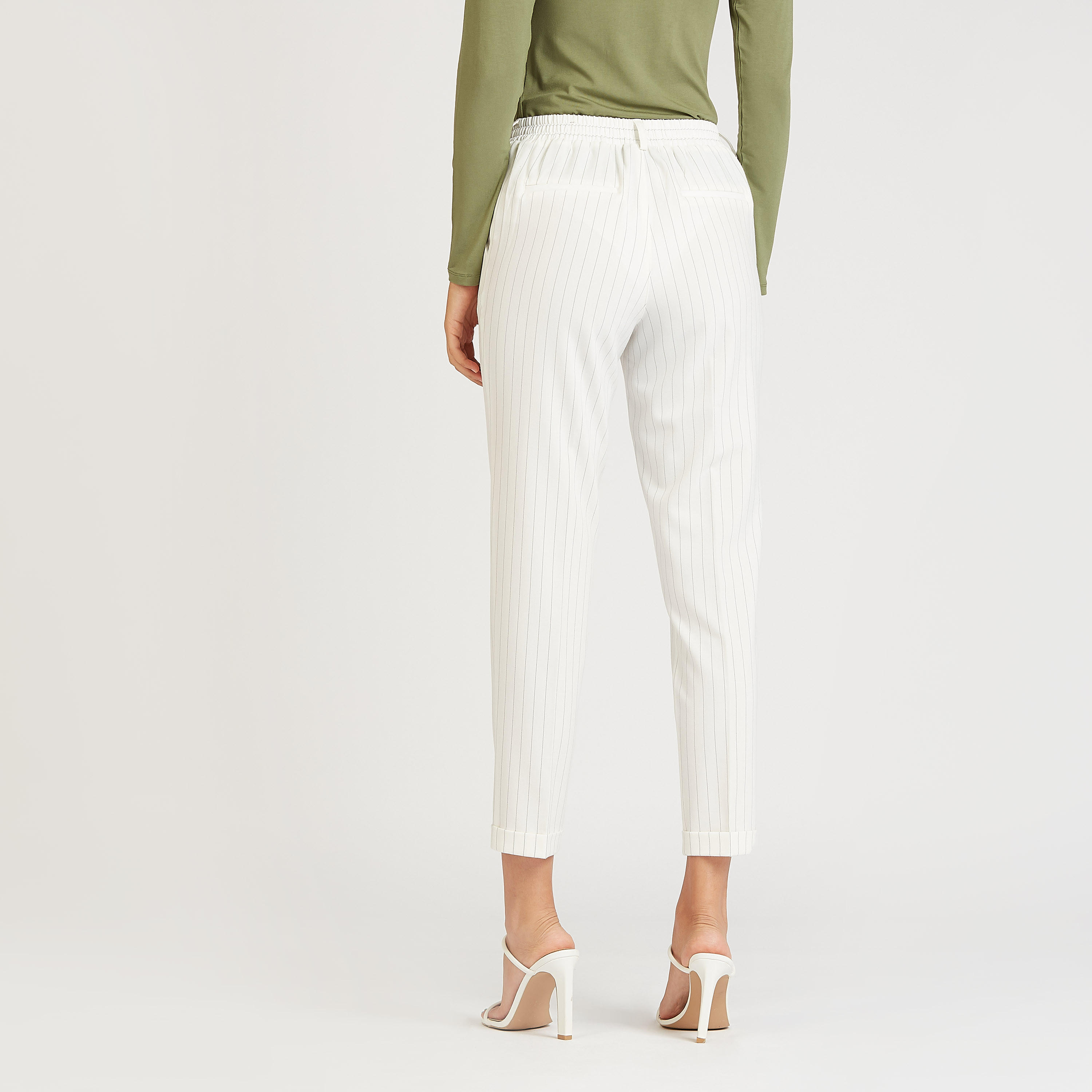 بنطلون مخطط بخصر مرن وحلقات حزام-women-clothing-bottoms-trousers-image-4