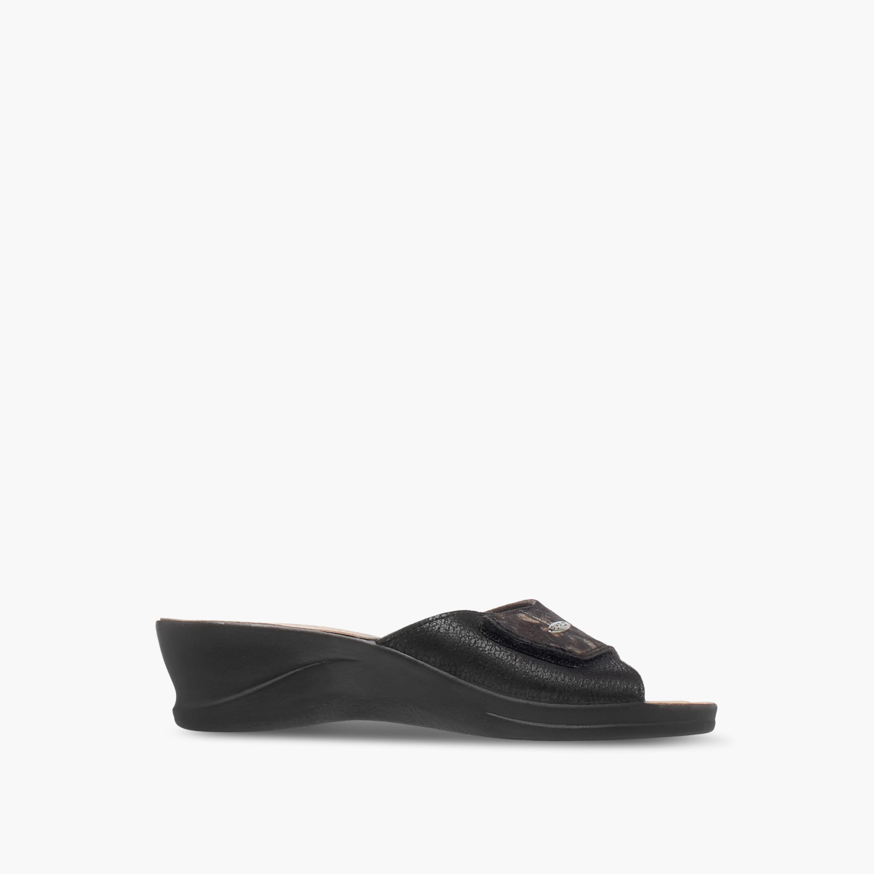 FlyFlot Textured Slip-On Comfort Sandals with Wedge Heels-women-shoes-sandals-heeled-image-3