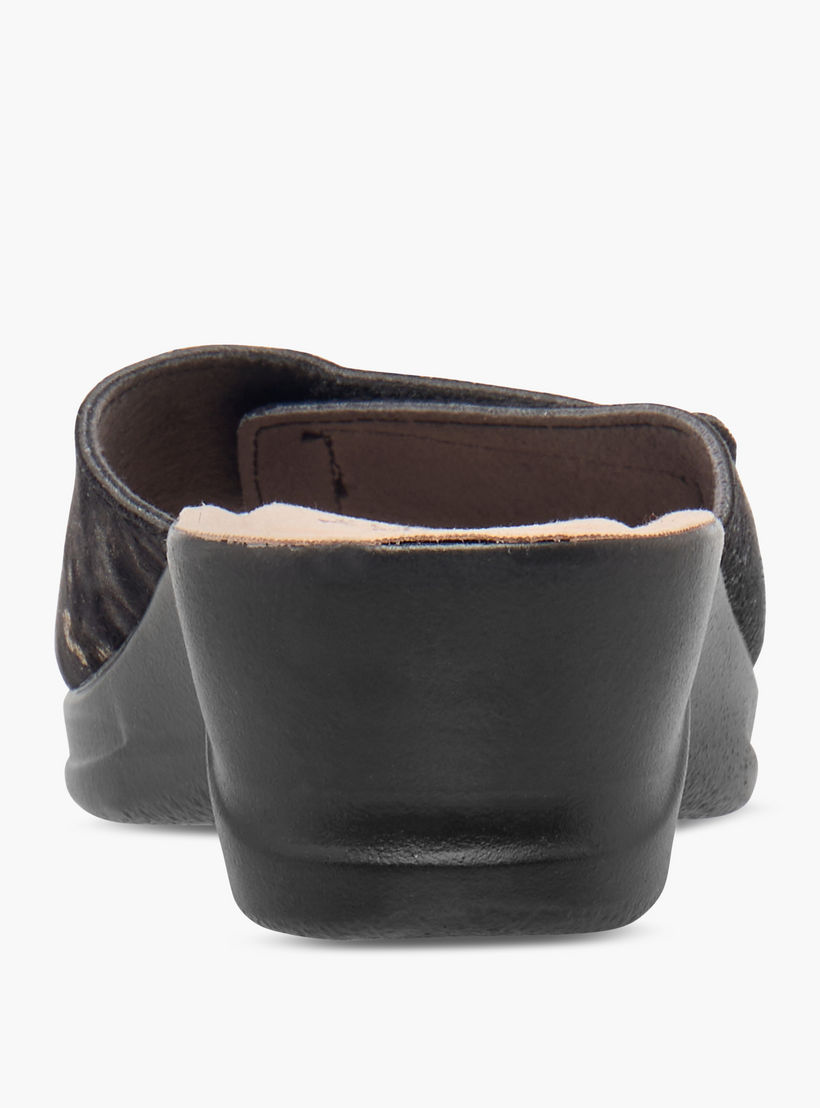 FlyFlot Textured Slip-On Comfort Sandals with Wedge Heels-women-shoes-sandals-heeled-image-5