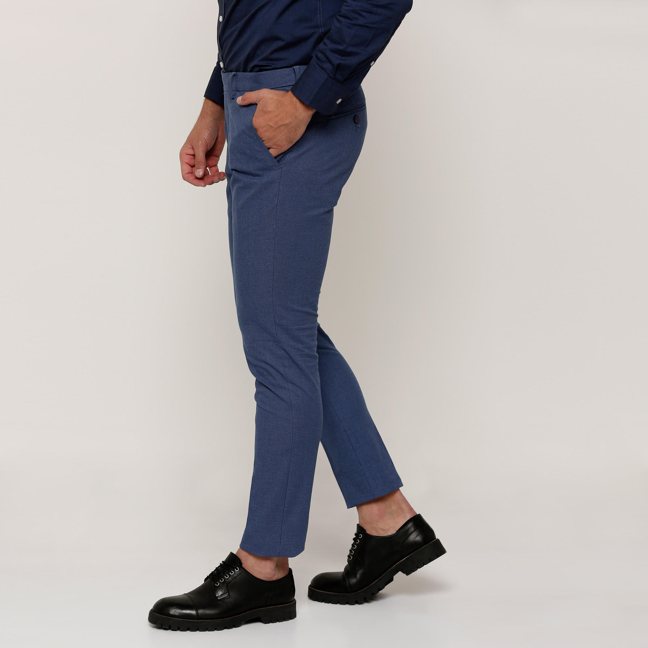 بنطال بأزرار وجيوب-men-clothing-bottoms-trousersandchinos-trousers-image-3