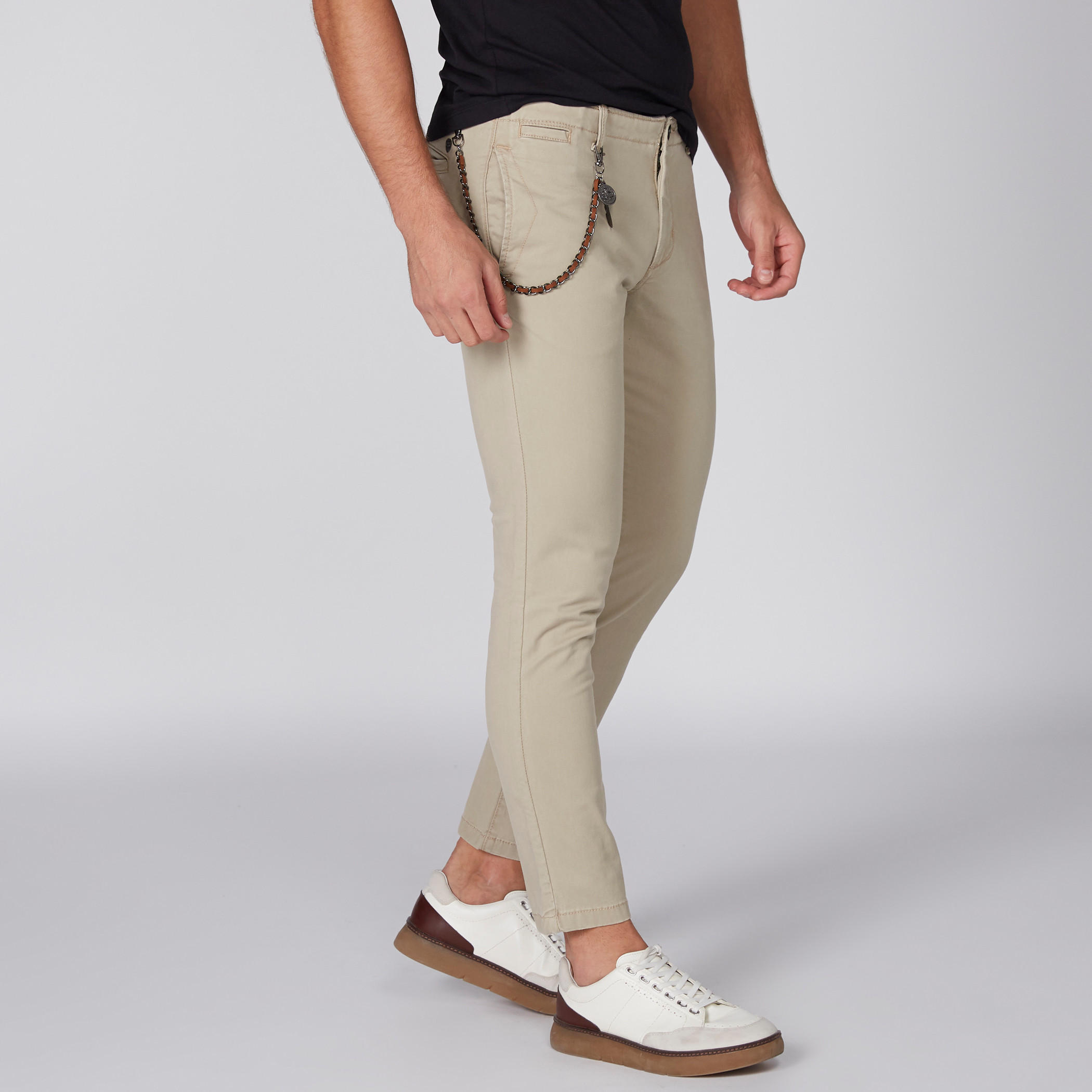 بنطال شينو طويل بزر إغلاق وجيوب-men-clothing-bottoms-trousersandchinos-trousers-image-3