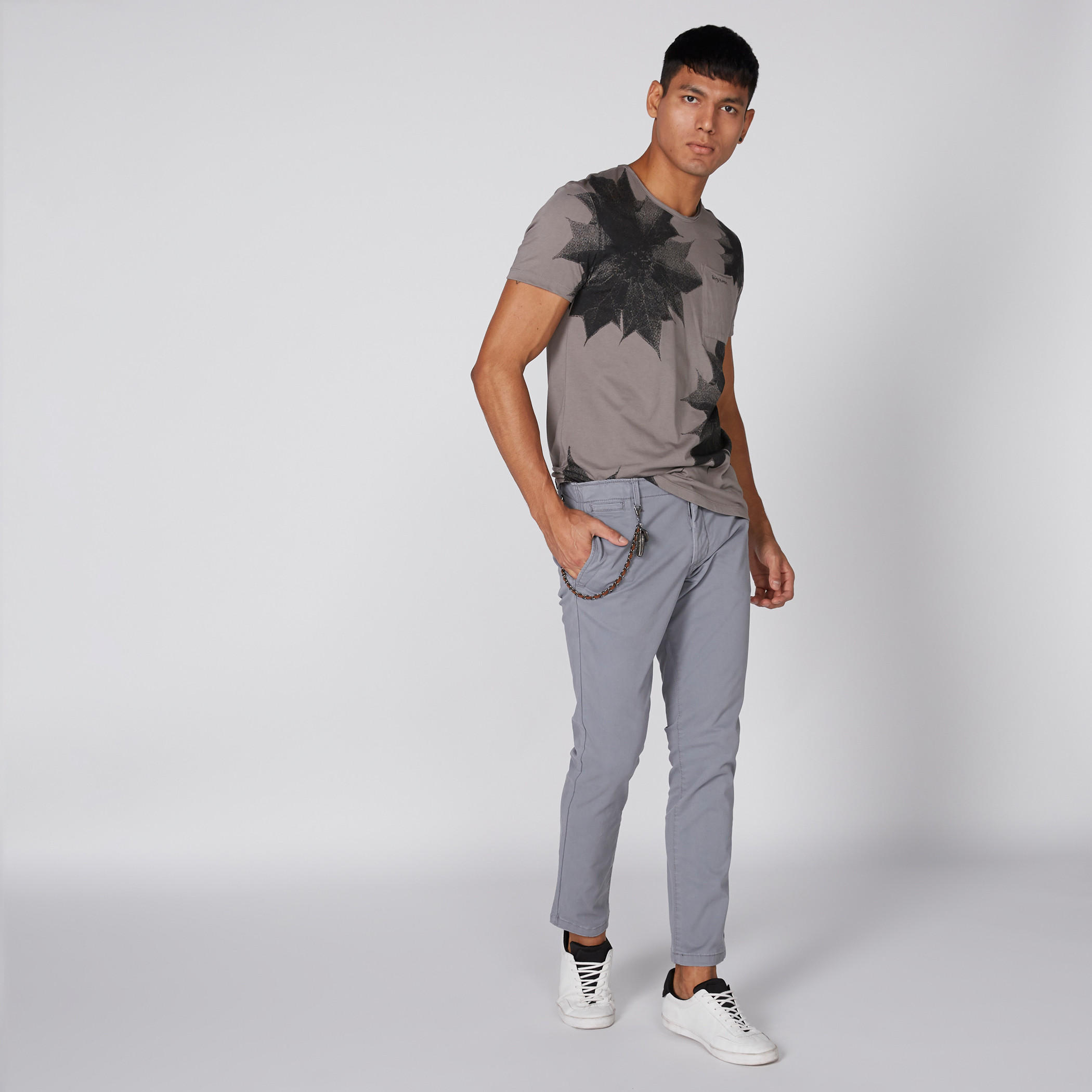 بنطال شينو طويل بزر إغلاق-men-clothing-bottoms-trousersandchinos-trousers-image-2
