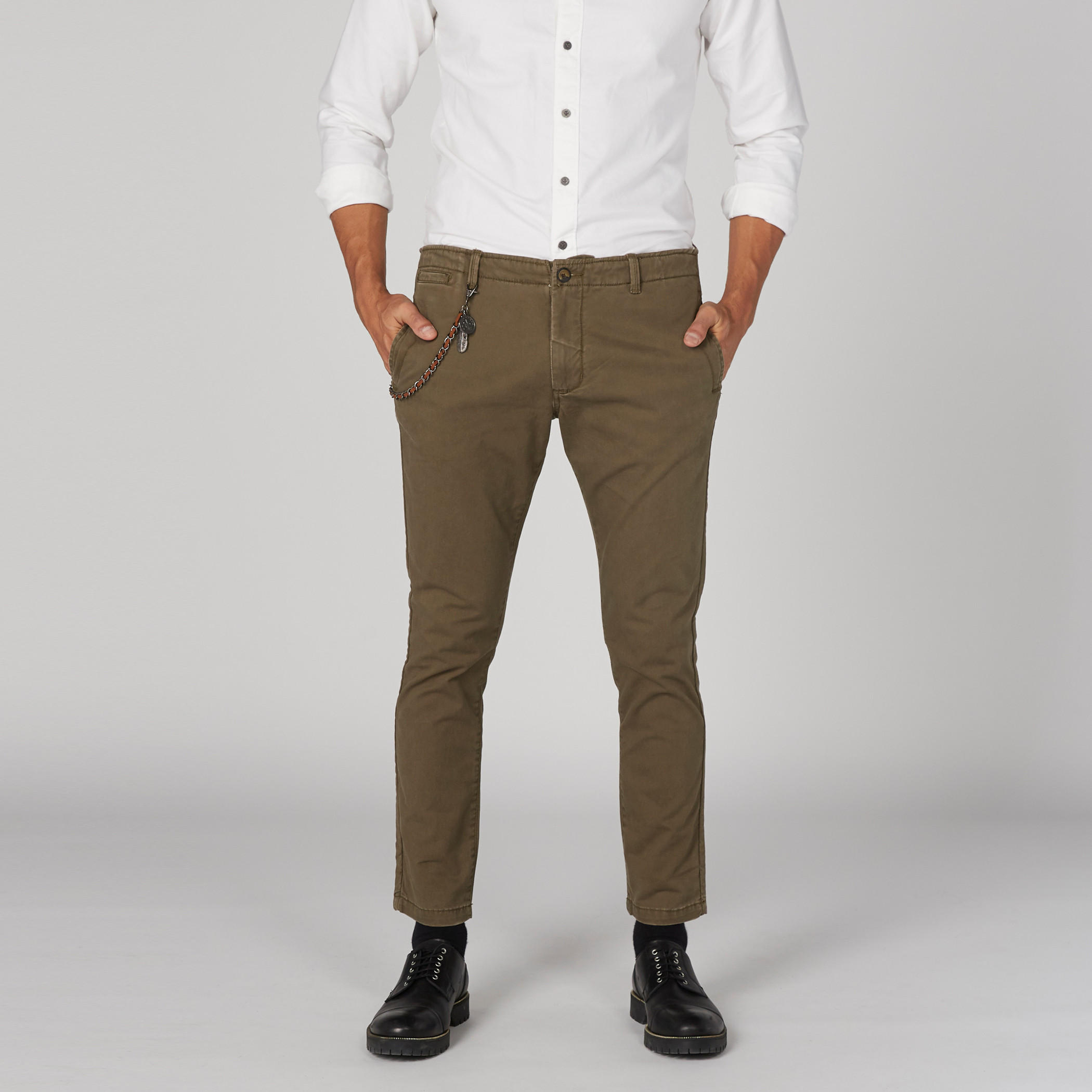 بنطال شينو طويل بزر إغلاق وجيوب-men-clothing-bottoms-trousersandchinos-trousers-image-2
