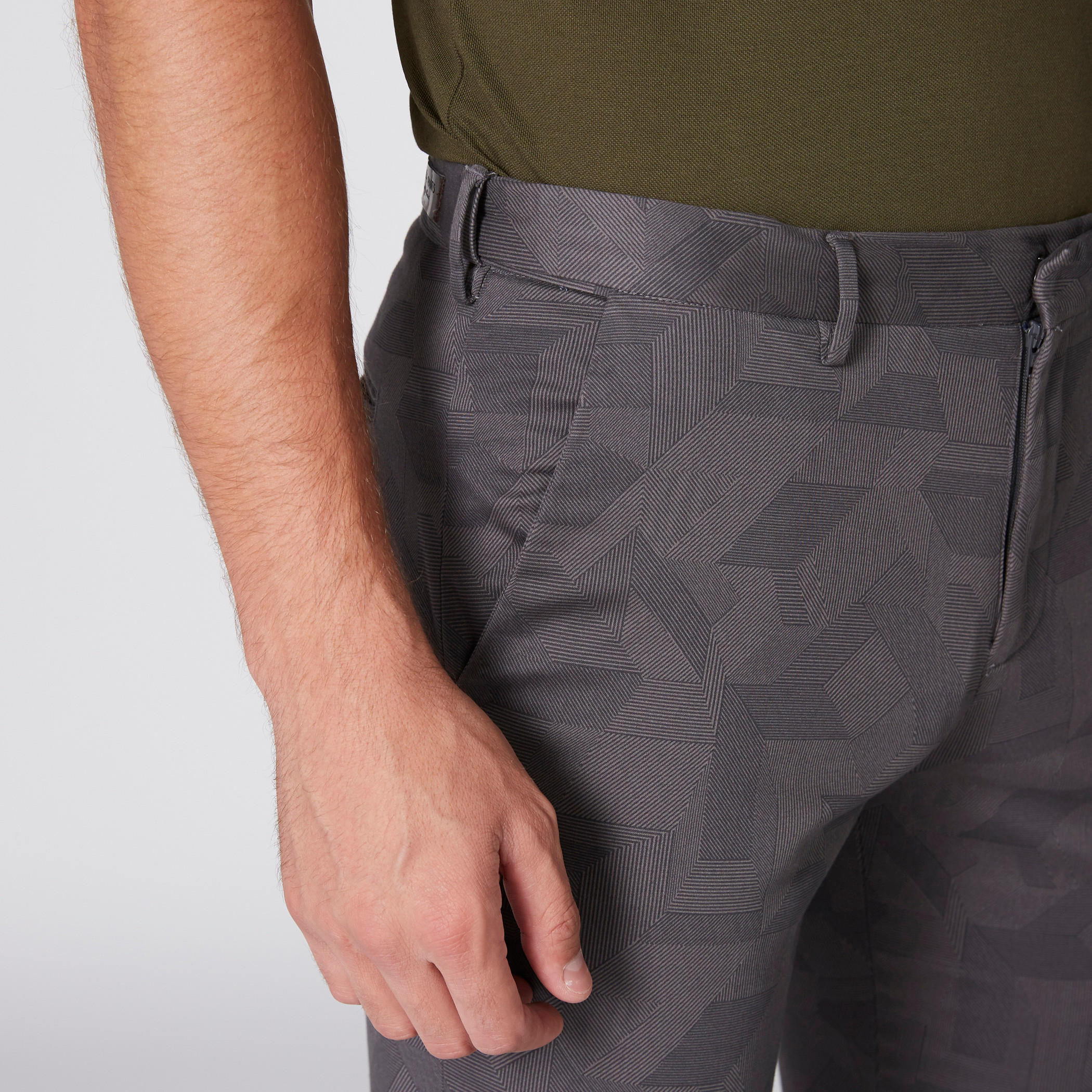 بنطال شينو طويل بطبعات وجيوب-men-clothing-bottoms-trousersandchinos-trousers-image-3