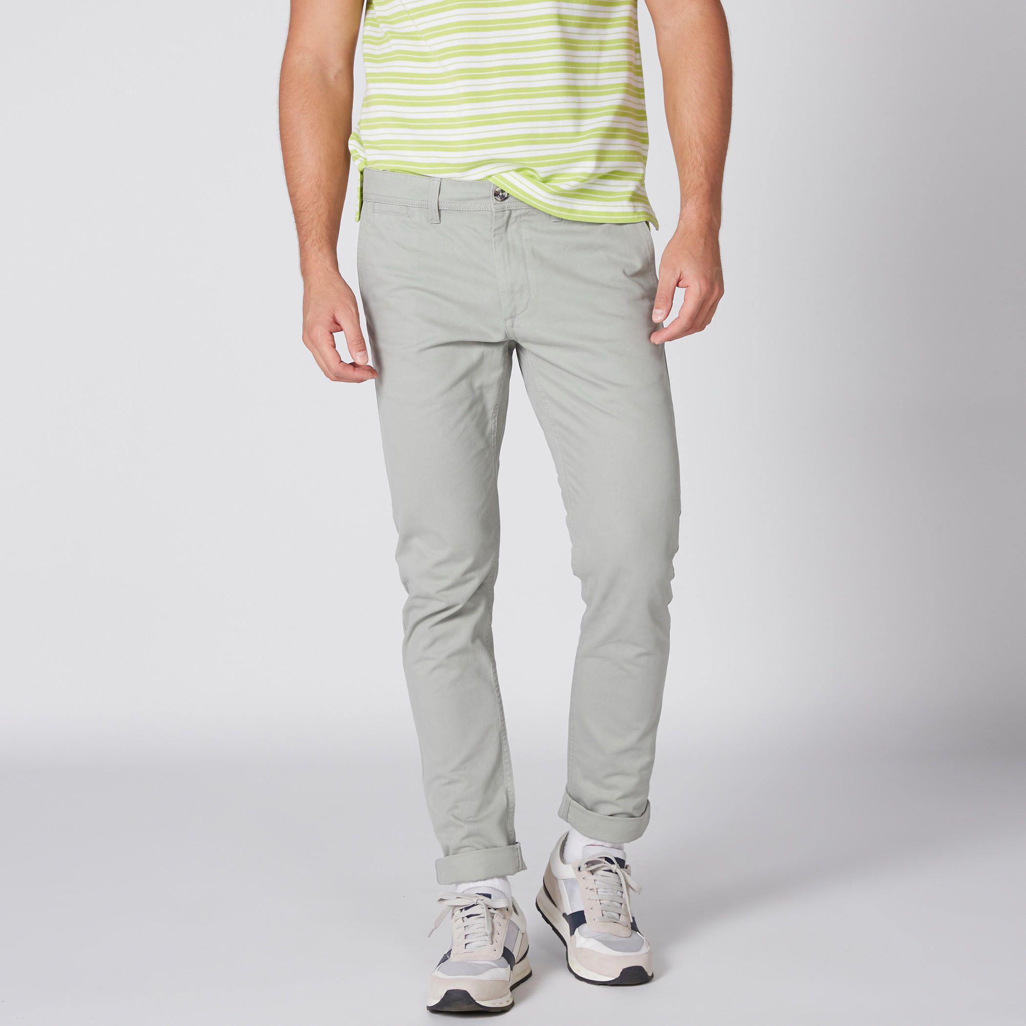 بنطال شينو طويل بقصّة ضيّقة وجيوب-men-clothing-bottoms-trousersandchinos-trousers-image-1