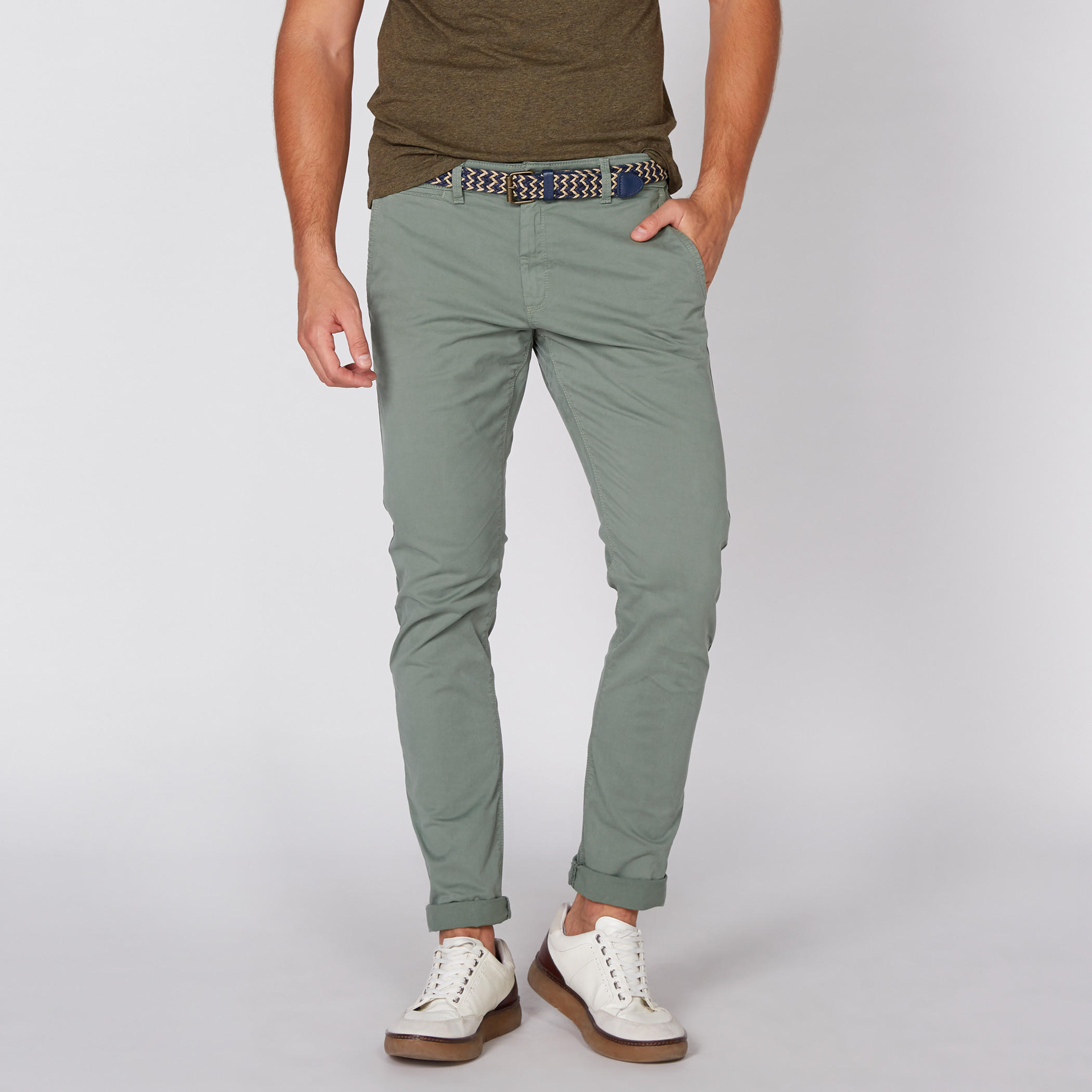 بنطال شينو طويل بجيوب وتفاصيل حزام-men-clothing-bottoms-trousersandchinos-trousers-image-1