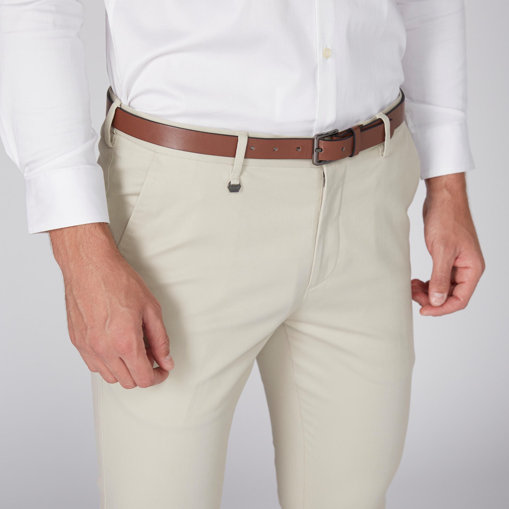 بنطال رسمي طويل بقصّة عادية-men-clothing-bottoms-trousersandchinos-trousers-image-3