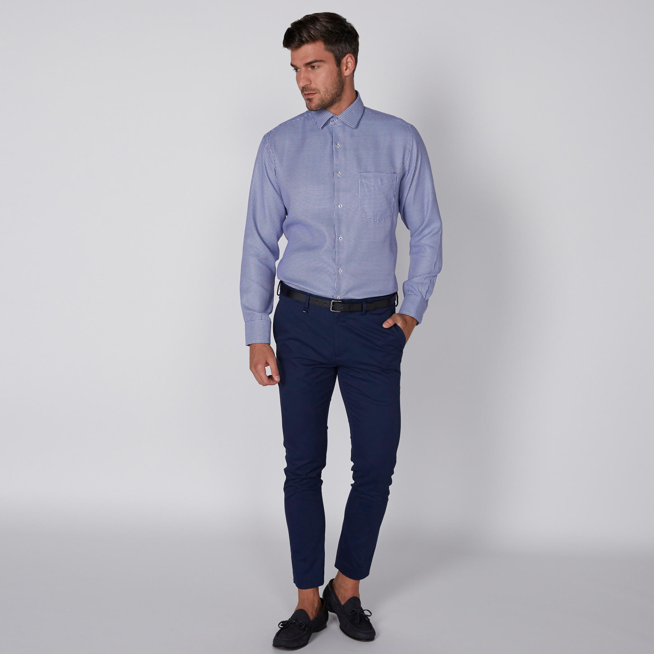 بنطال طويل بقصّة ضيّقة-men-clothing-bottoms-trousersandchinos-trousers-image-4