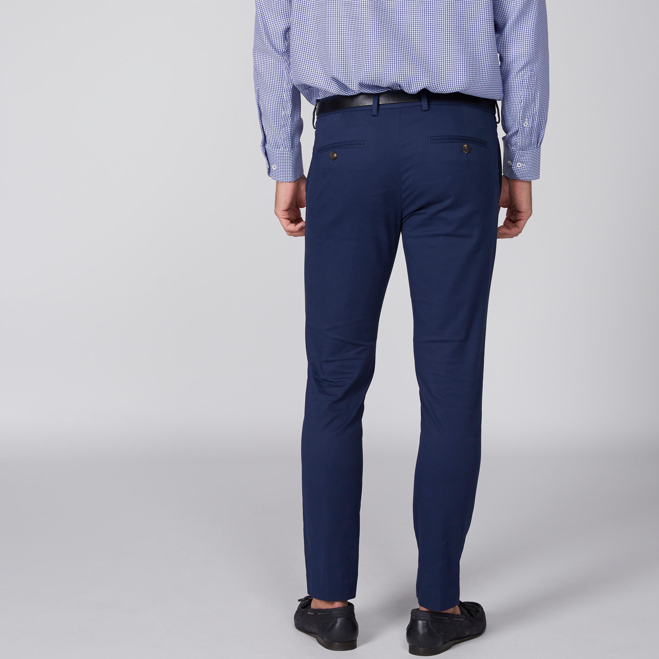 بنطال طويل بقصّة ضيّقة-men-clothing-bottoms-trousersandchinos-trousers-image-5