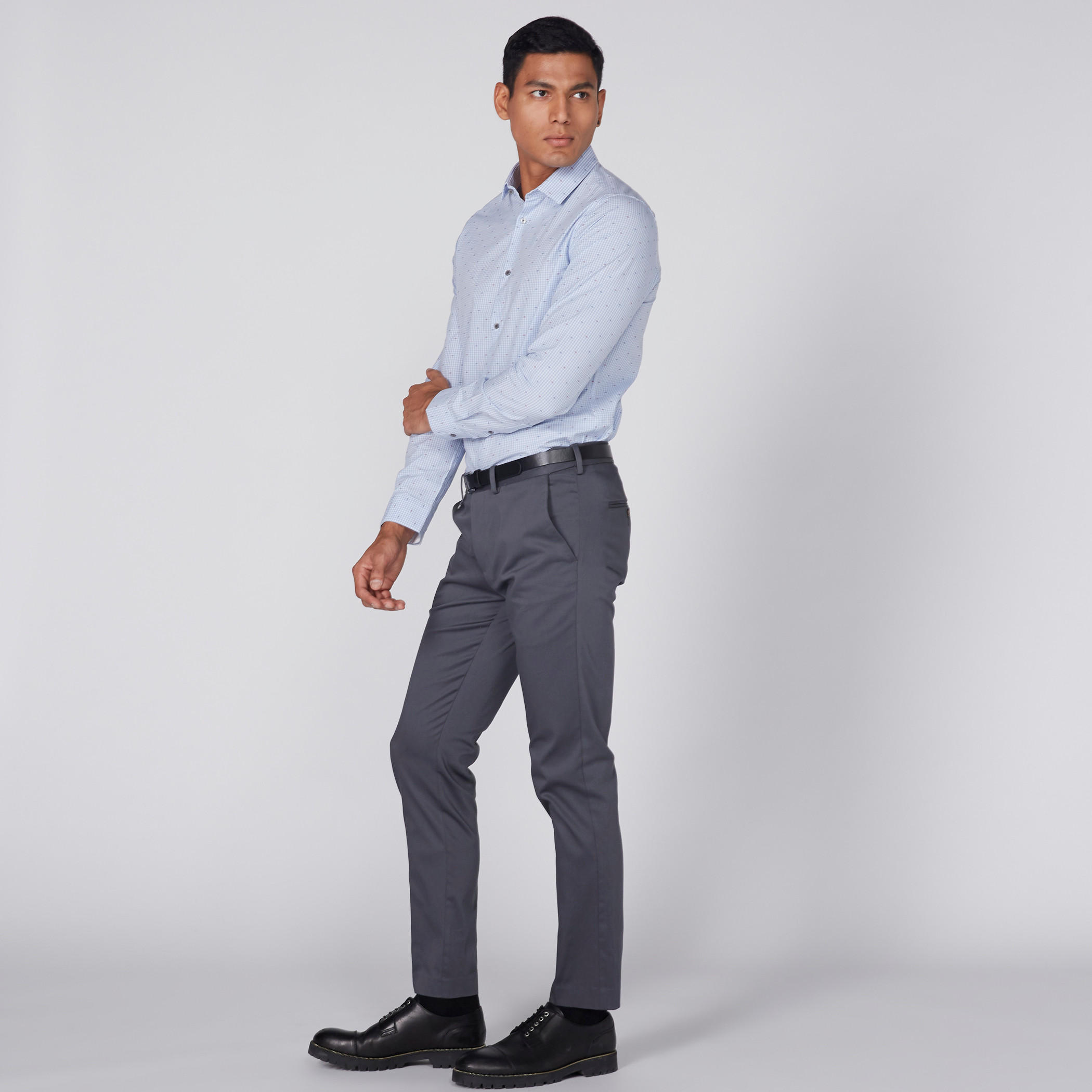 بنطال طويل بزر إغلاق وجيوب-men-clothing-bottoms-trousersandchinos-trousers-image-2