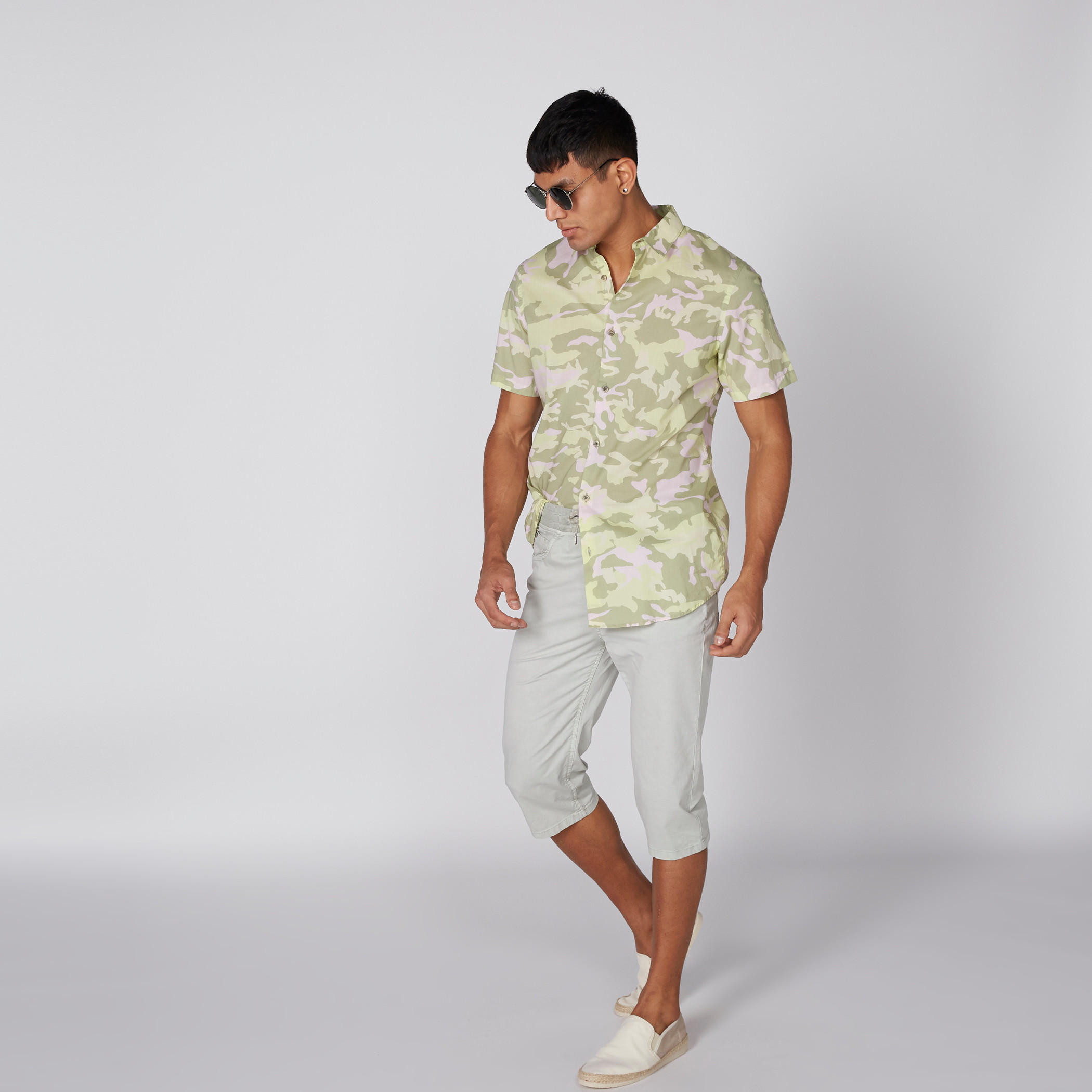 Pocket Detail Shorts with Elasticised Waistband and Drawstring-men-clothing-bottoms-shorts-image-3