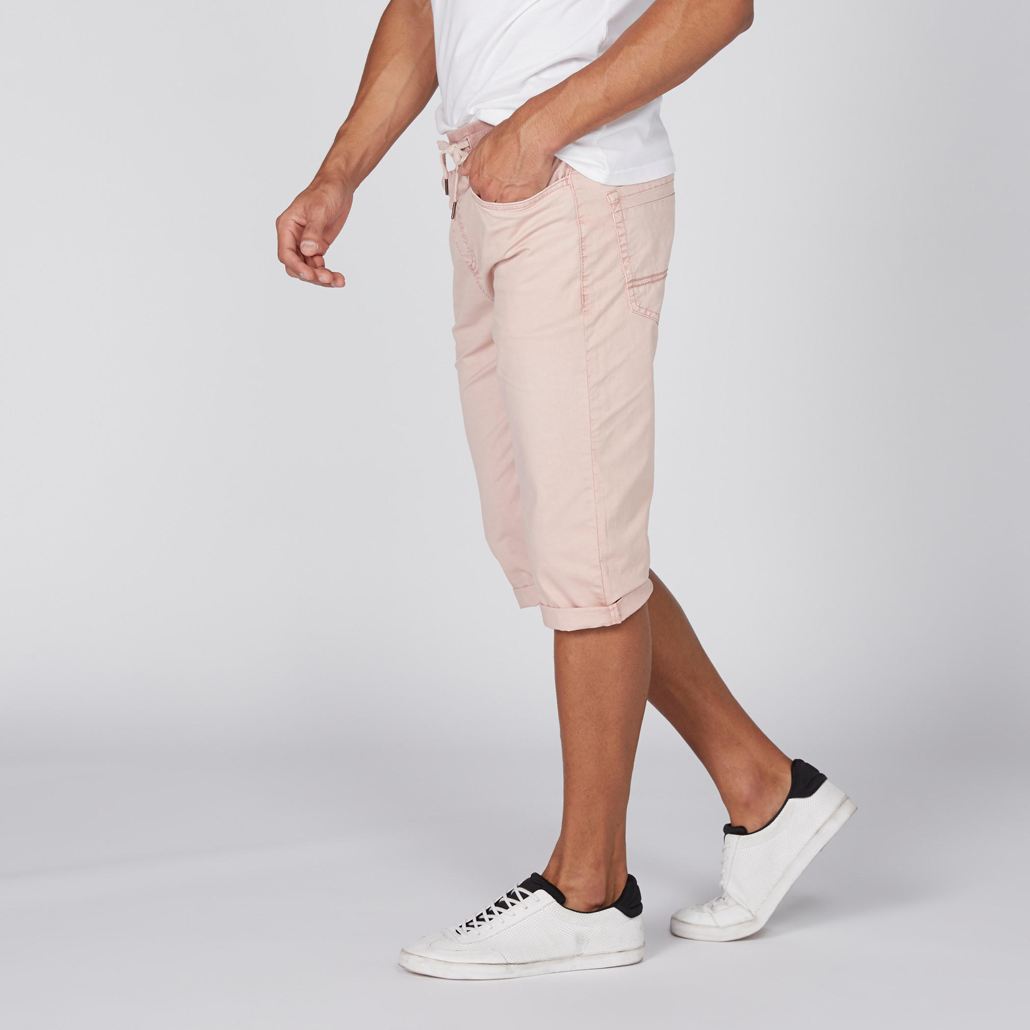 شورت بجيوب وخصر مضلع متوسط الارتفاع-men-clothing-bottoms-shorts-image-3