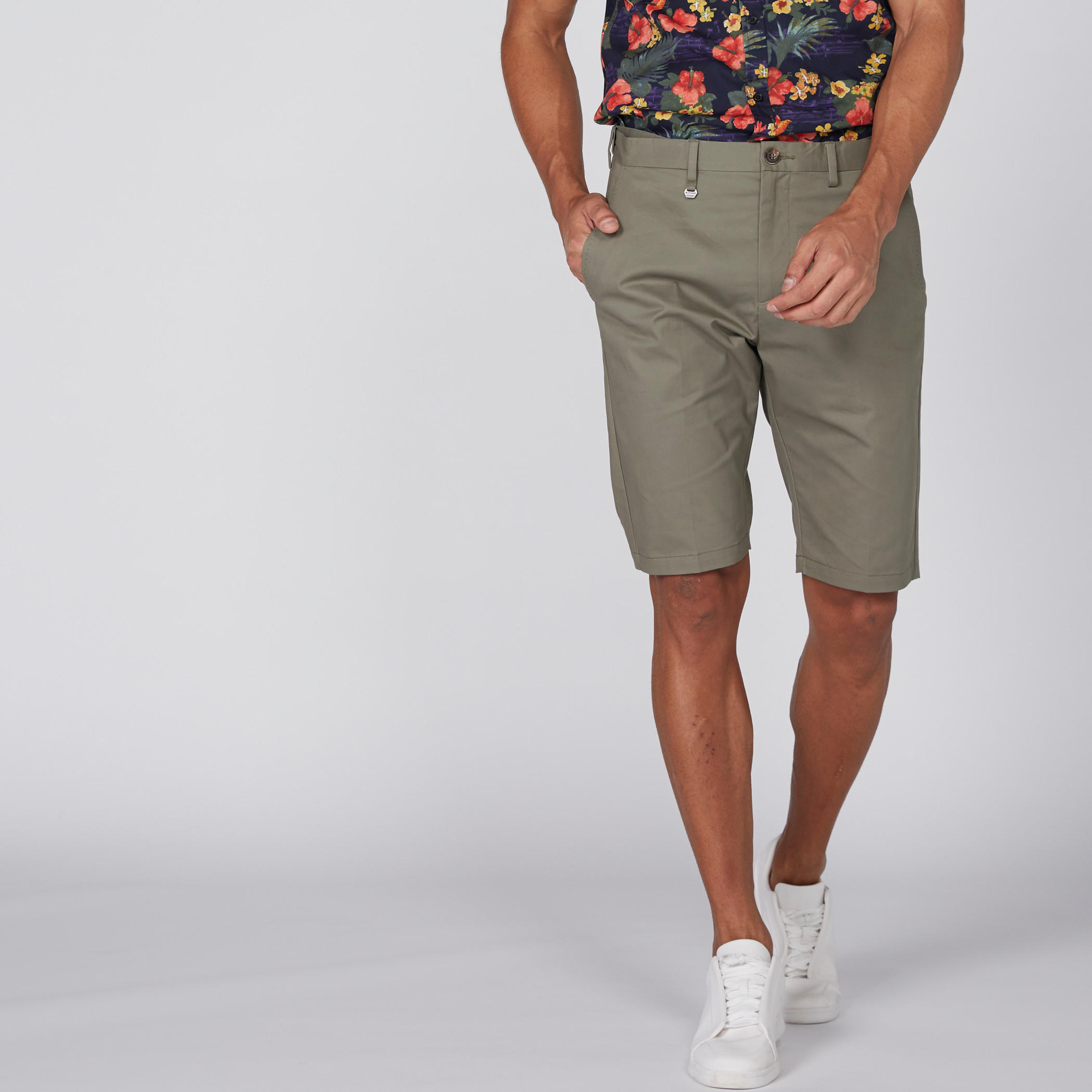 شورت بزر إغلاق وجيوب-men-clothing-bottoms-shorts-image-1