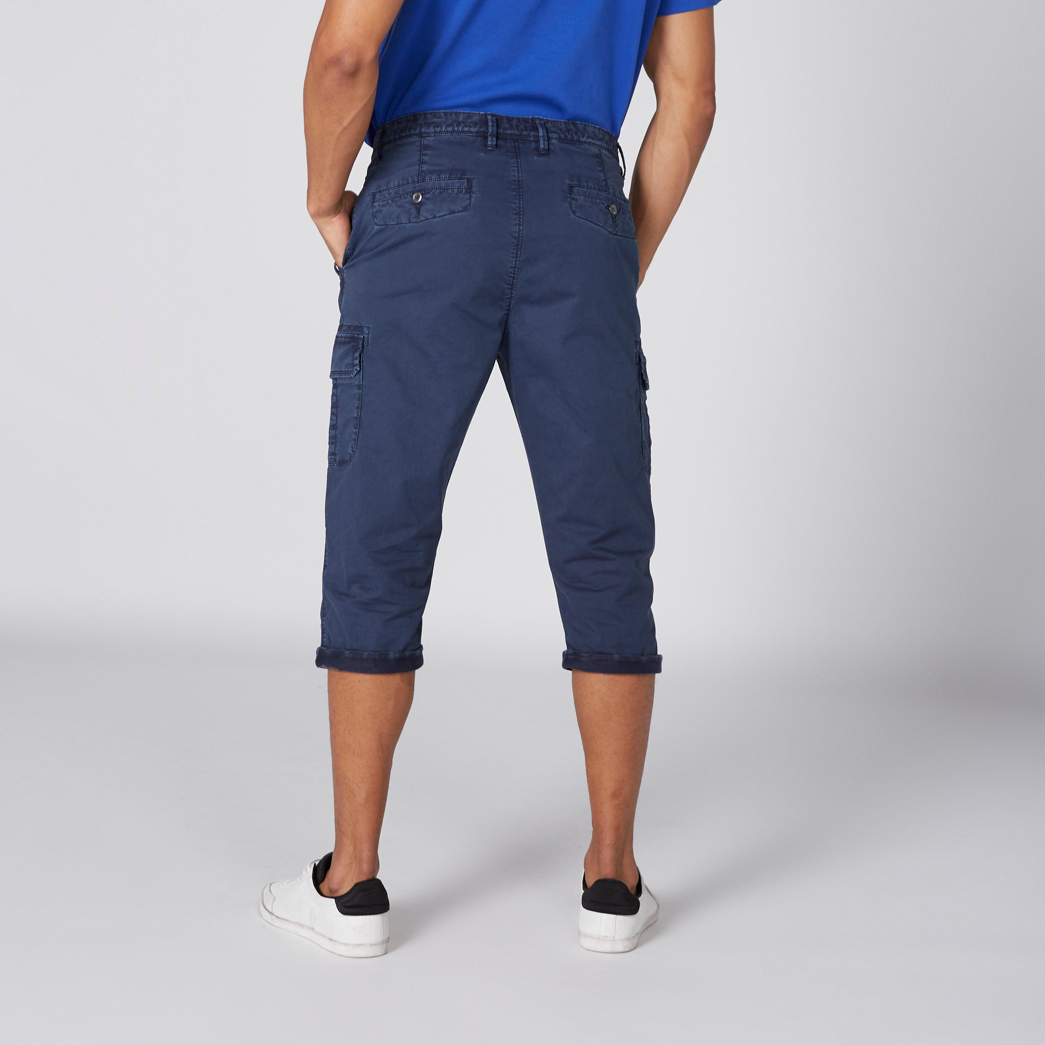 بنطال 3/4 بزر إغلاق وجيوب-men-clothing-bottoms-shorts-image-5