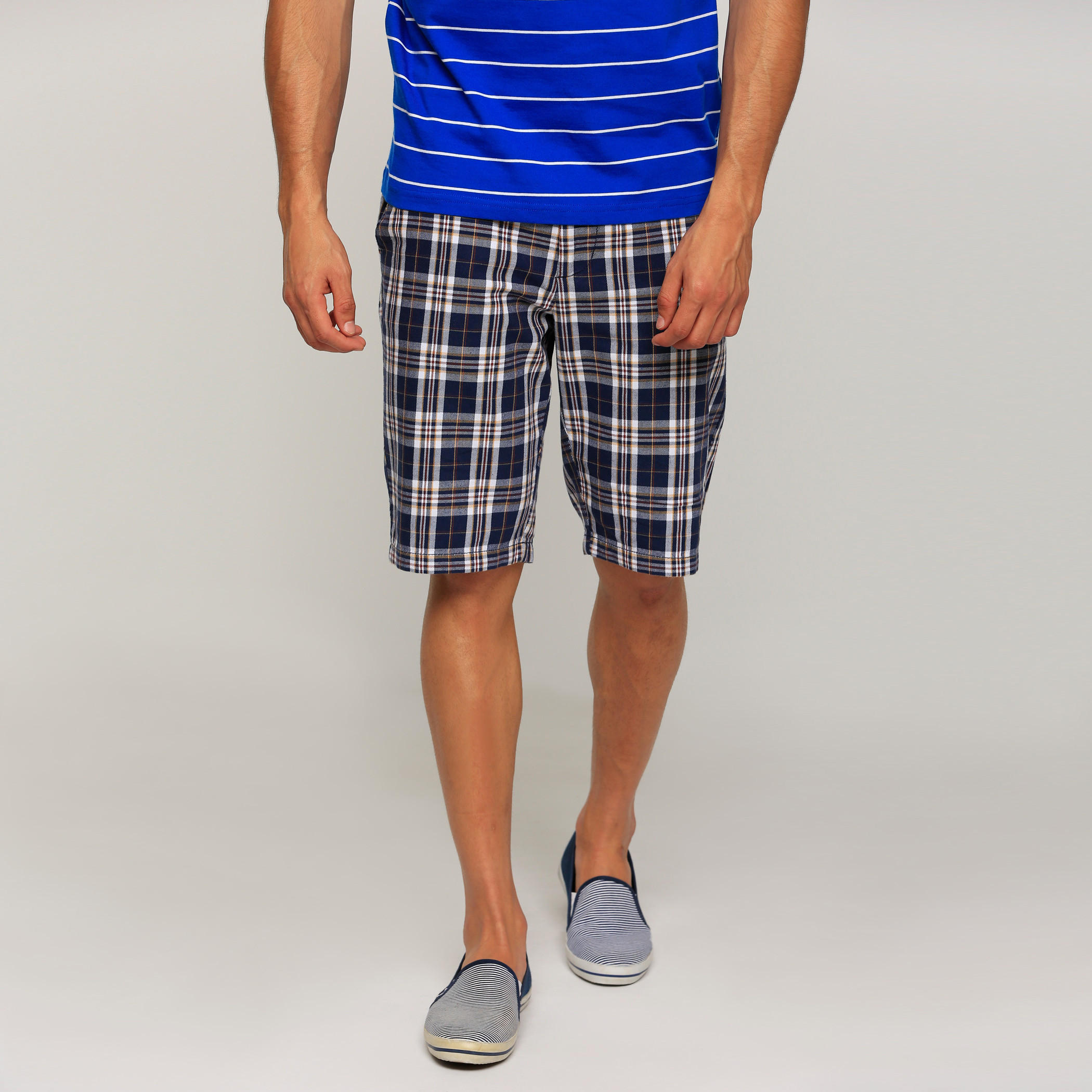 شورت كاروهات بجيوب-men-clothing-bottoms-shorts-image-1