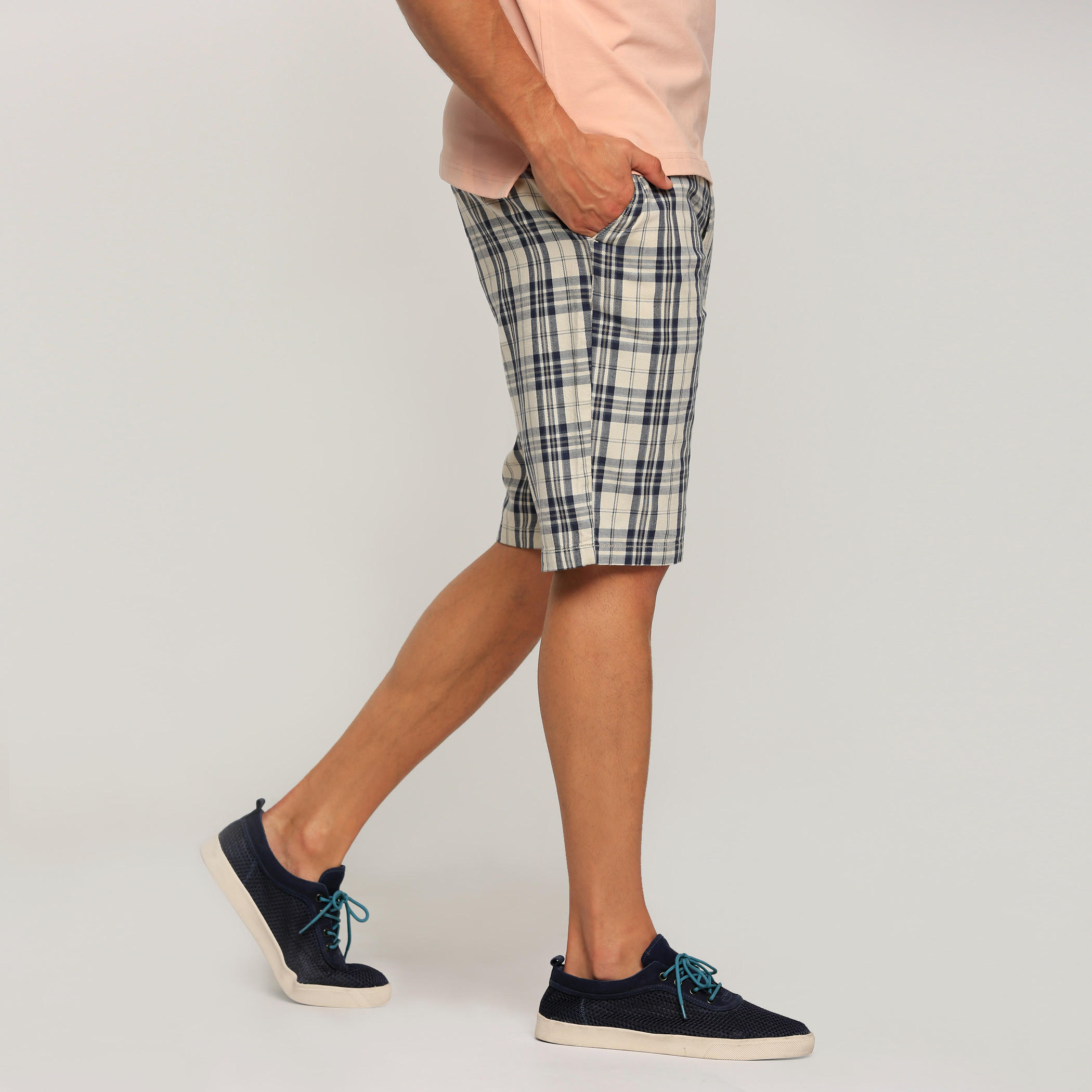 شورت كاروهات بجيوب-men-clothing-bottoms-shorts-image-3