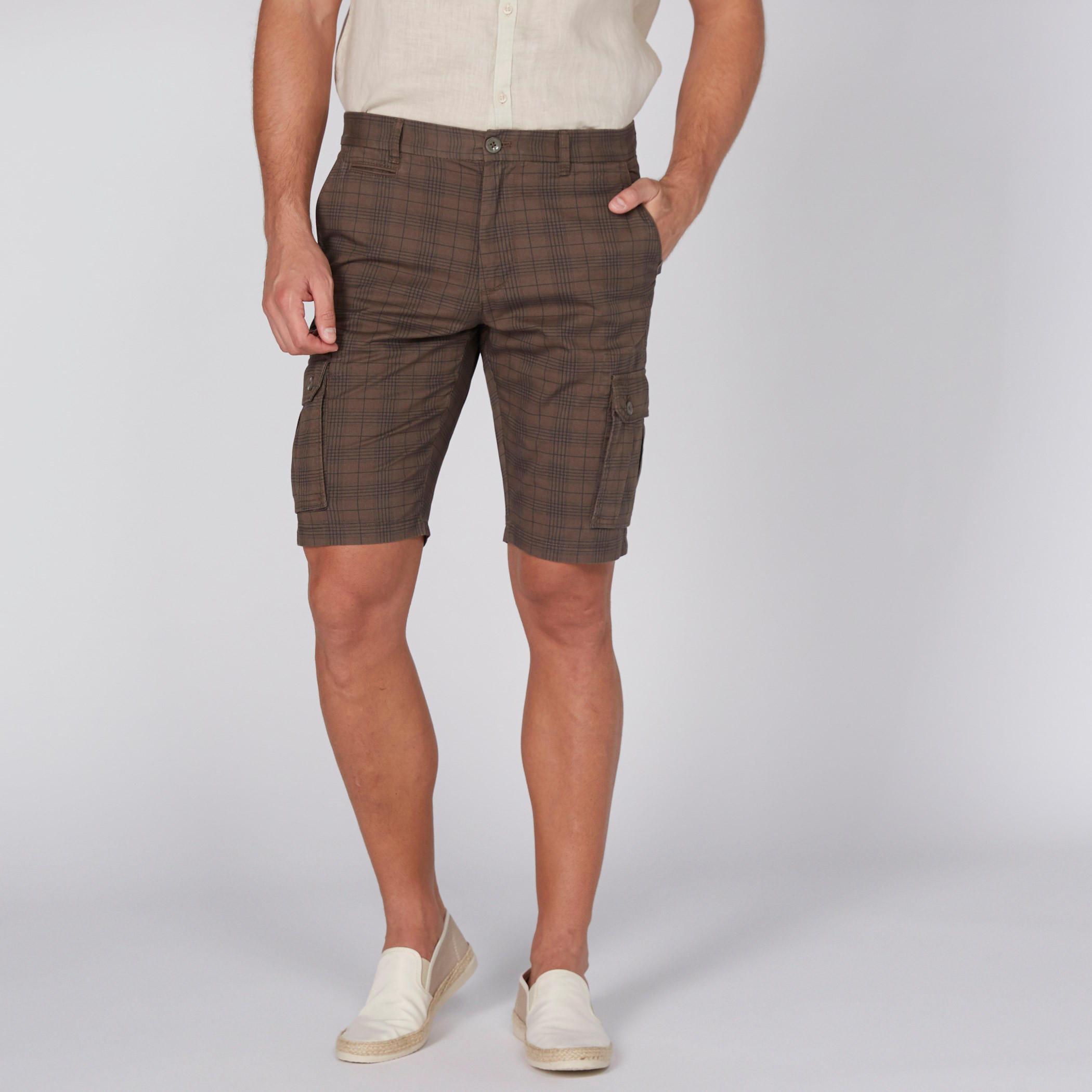 شورت كاروهات بزر إغلاق وجيوب-men-clothing-bottoms-shorts-image-1