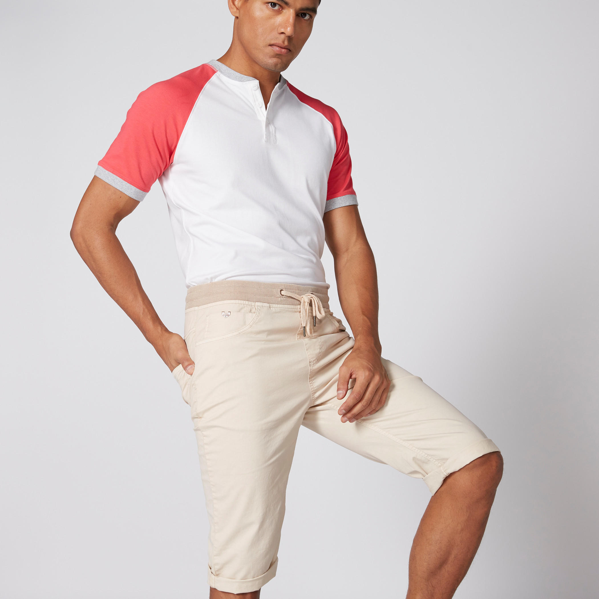 شورت بجيوب وخصر مضلع عالي-men-clothing-bottoms-shorts-image-3