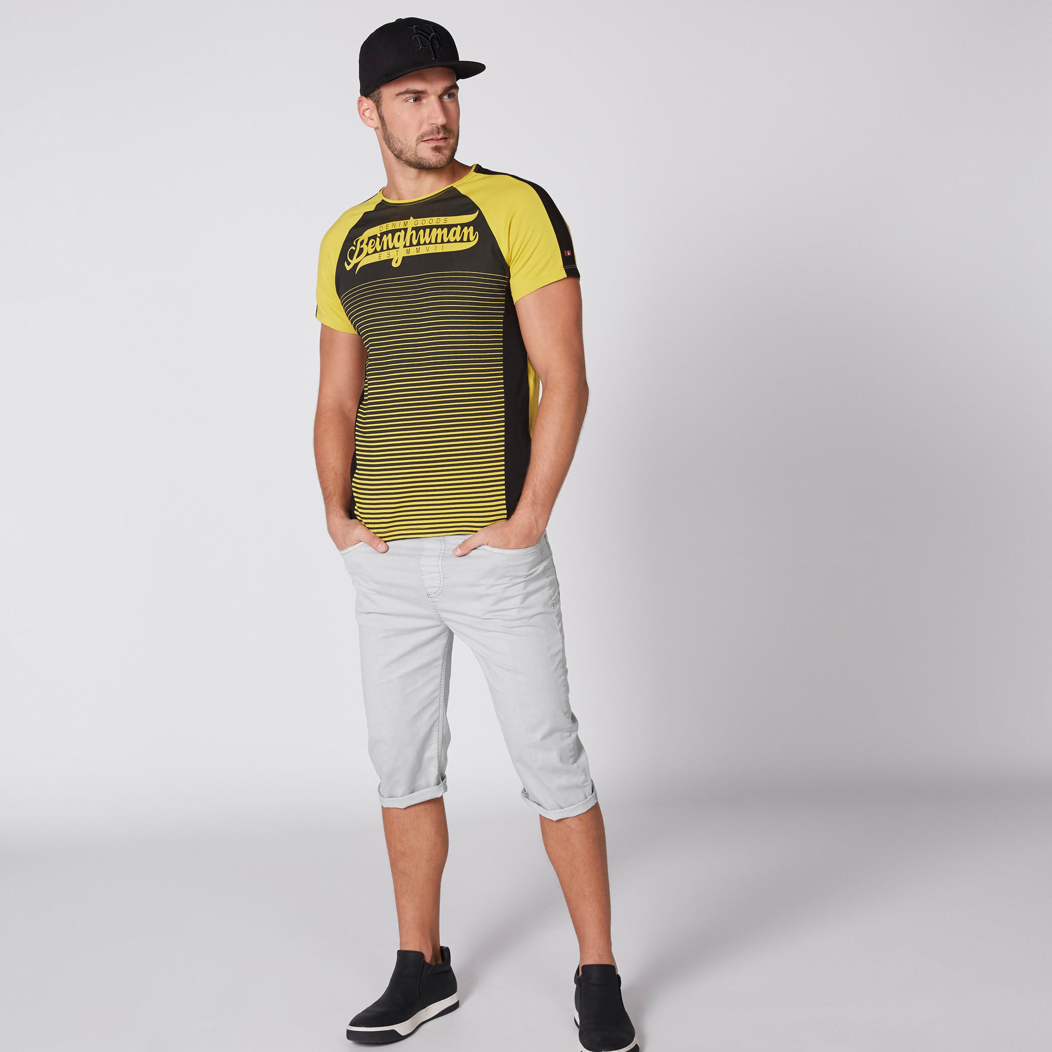 شورت منسوج بخصر مضلع وجيوب-men-clothing-bottoms-shorts-image-2
