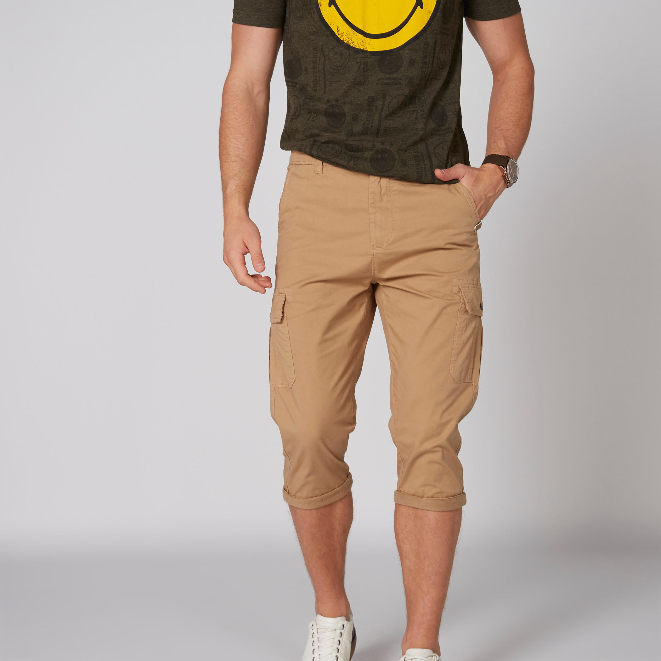 بنطال 3/4 بجيوب وزر إغلاق وسحّاب-men-clothing-bottoms-trousersandchinos-trousers-image-3
