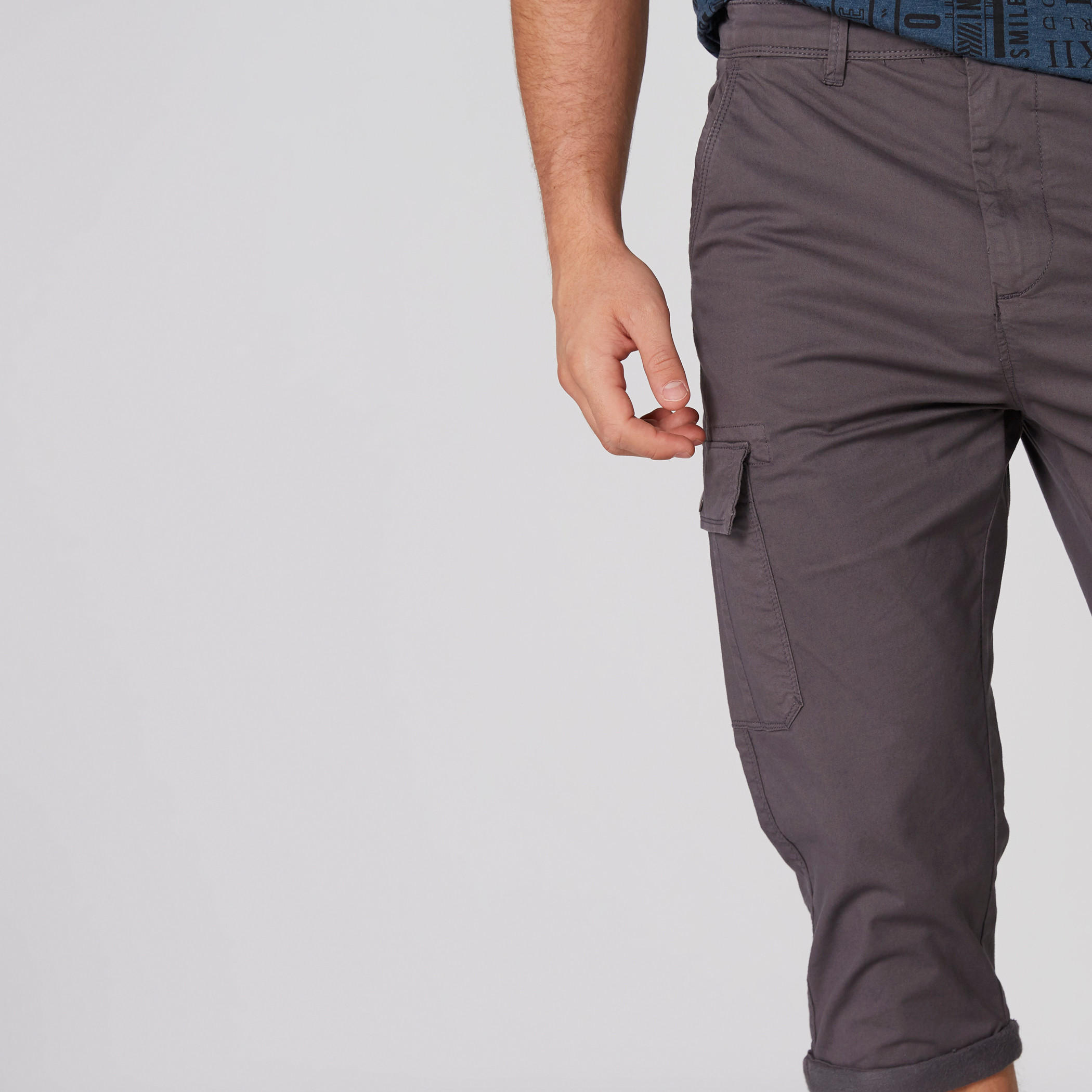 بنطال قصير بجيوب وزر إغلاق-men-clothing-bottoms-trousersandchinos-trousers-image-4