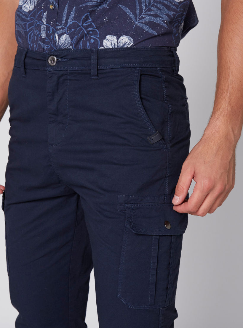 بنطال 3/4 بزر إغلاق وجيوب-men-clothing-bottoms-trousersandchinos-trousers-image-2