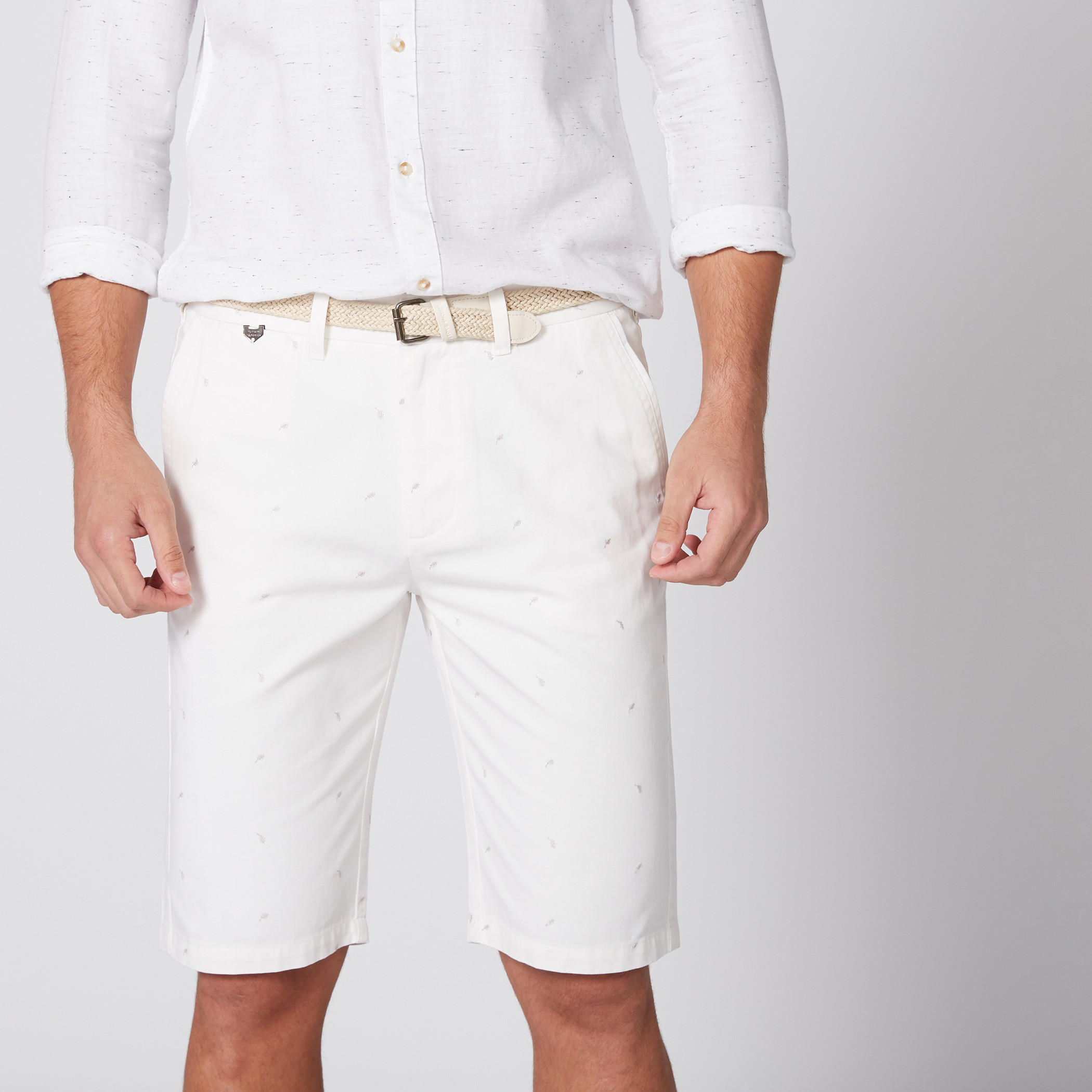 شورت مطرّز بزر إغلاق وجيوب-men-clothing-bottoms-shorts-image-1