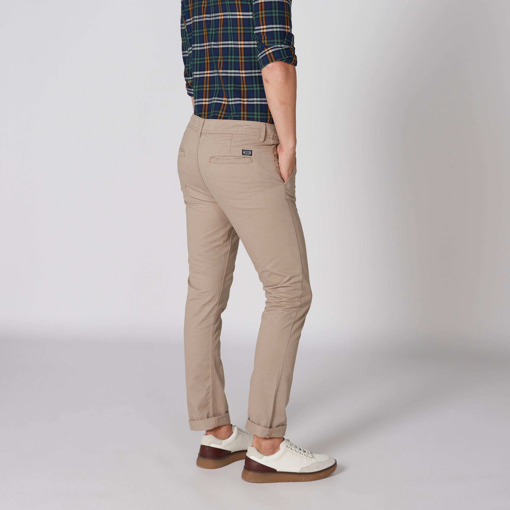 بنطال شينو طويل بزر إغلاق وجيوب-men-clothing-bottoms-trousersandchinos-trousers-image-2