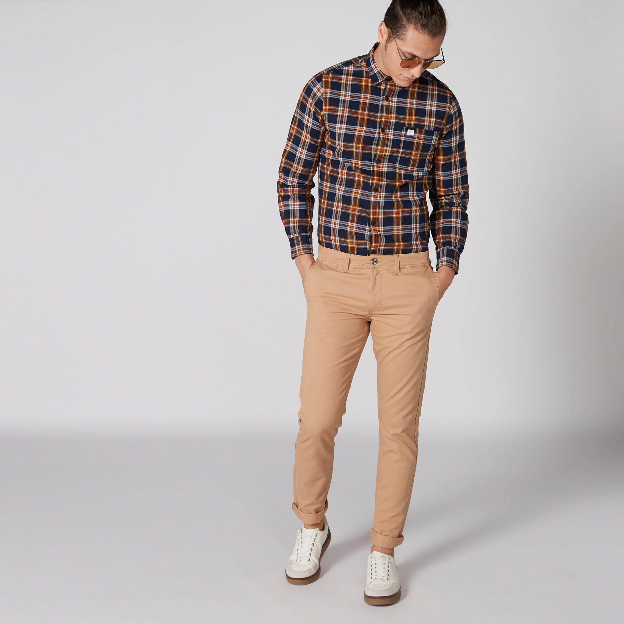 بنطال شينو طويل بزر إغلاق وجيوب-men-clothing-bottoms-trousersandchinos-trousers-image-3