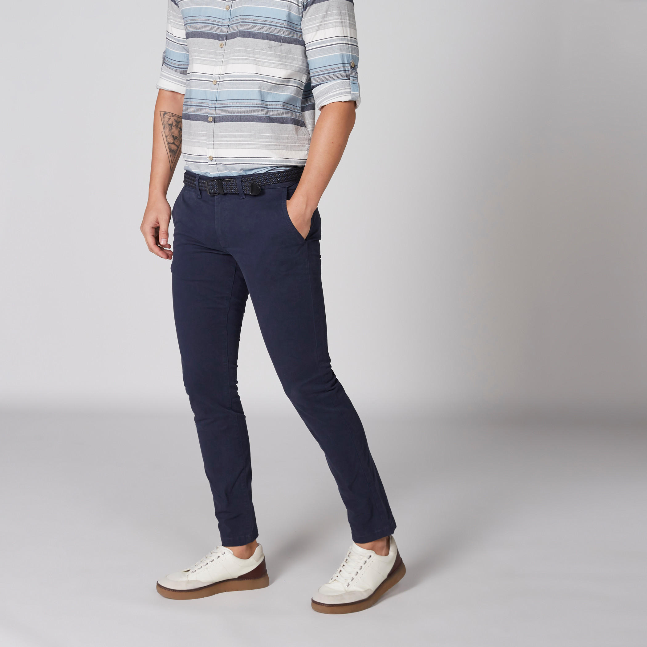 بنطال شينو طويل بجيوب وحزام-men-clothing-bottoms-trousersandchinos-trousers-image-1