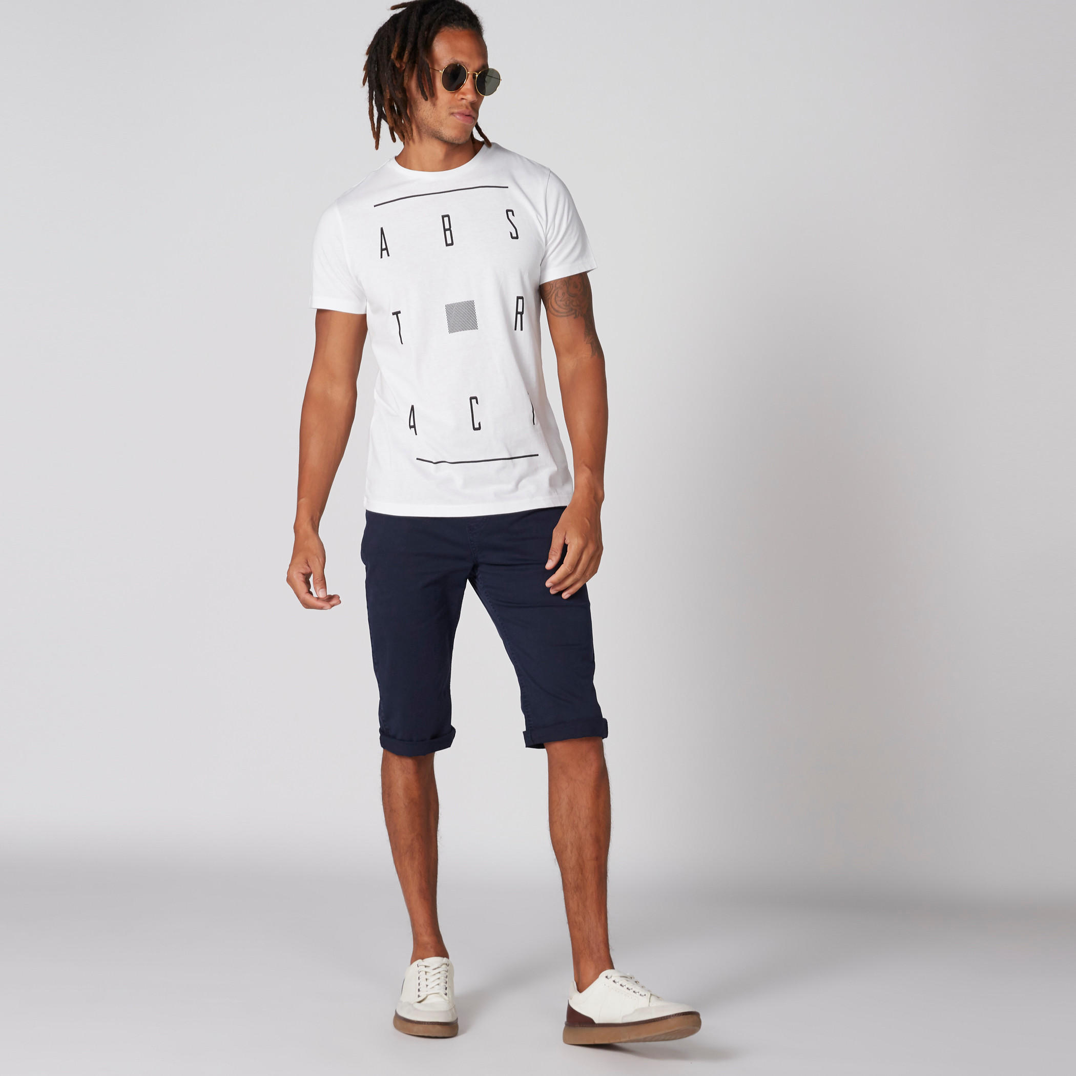 شورت بخصر مطّاطي وجيوب ورباط-men-clothing-bottoms-shorts-image-3