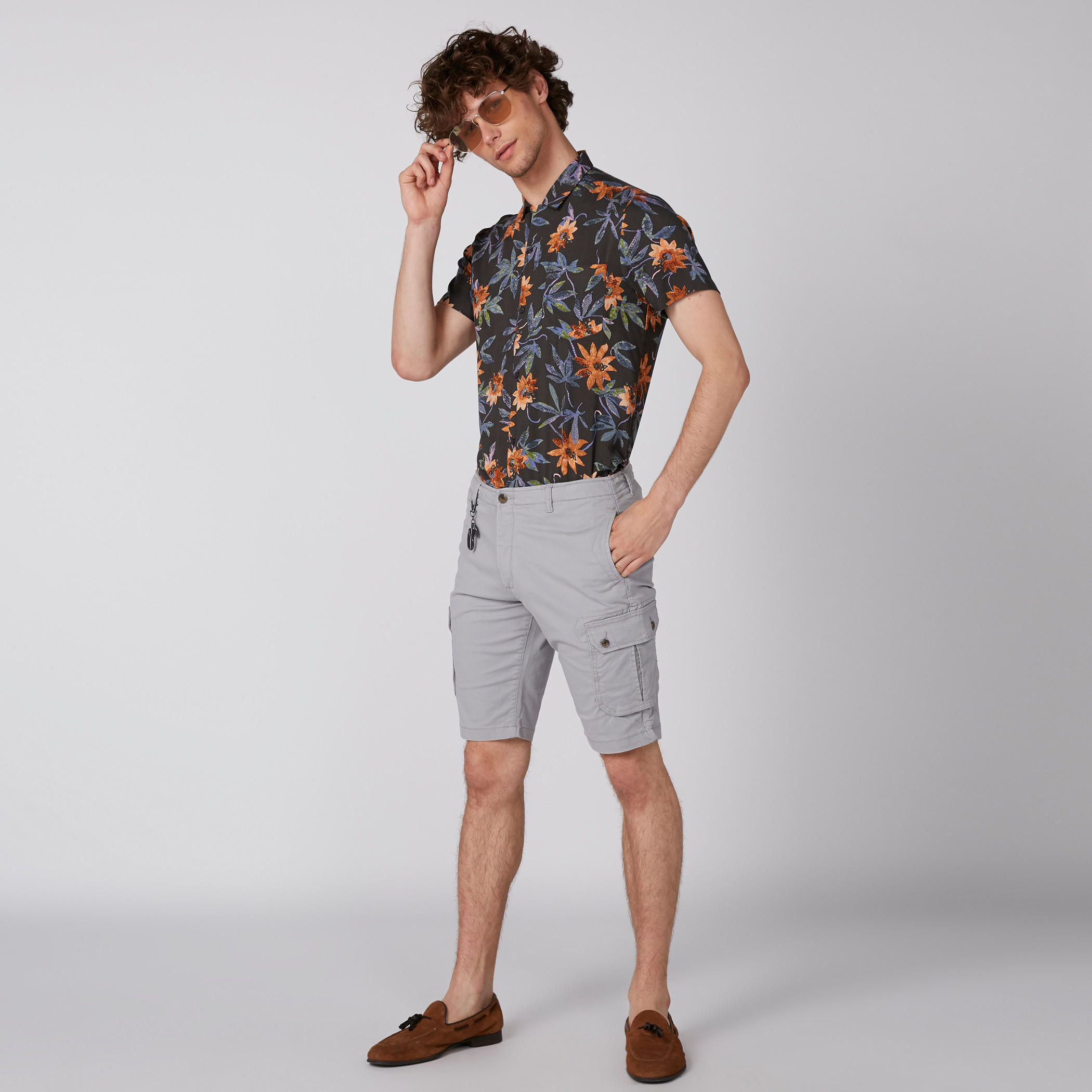 Pocket Detail Shorts with Button Closure-men-clothing-bottoms-shorts-image-1